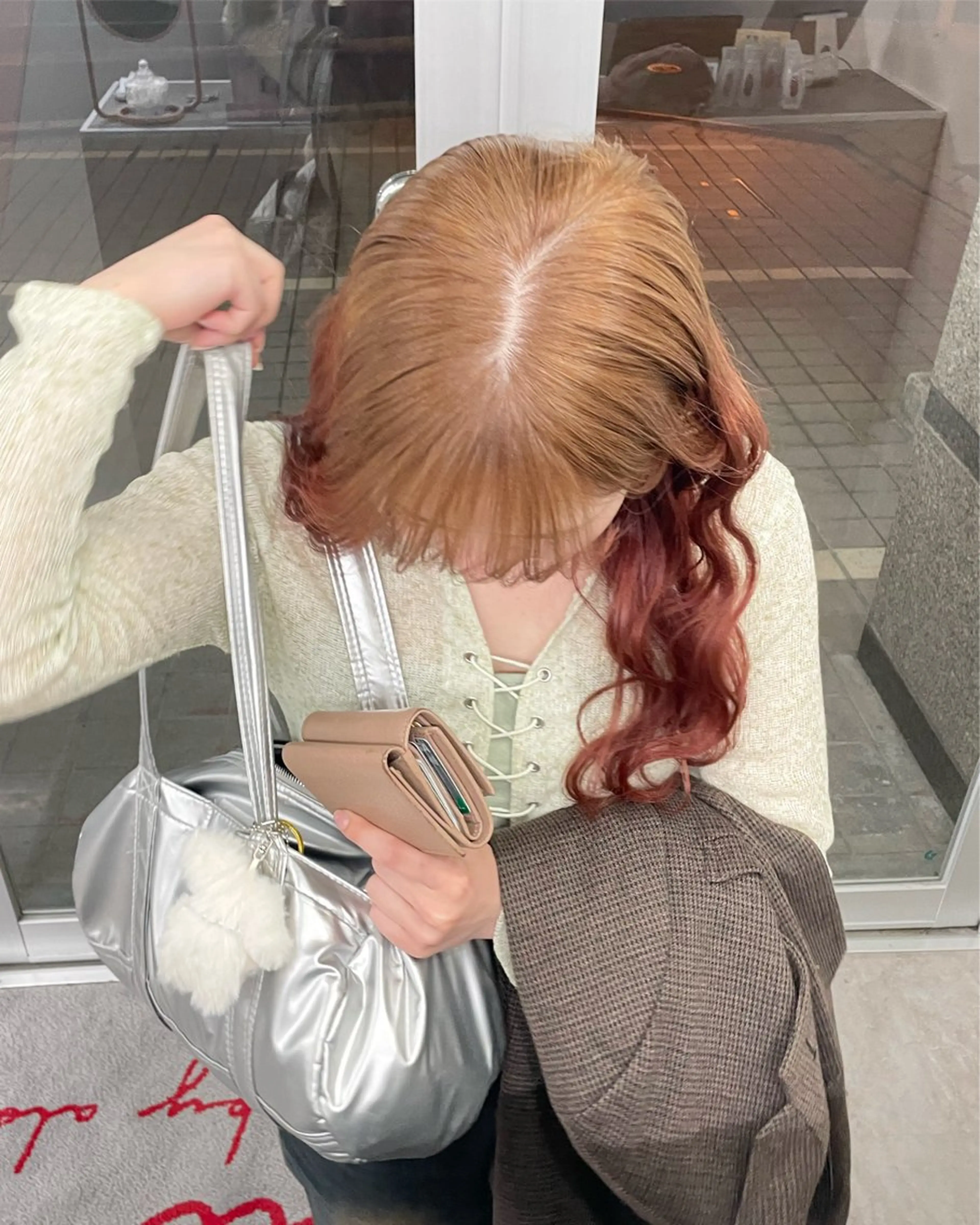 ロング カラー ベージュカラー オレンジ オレンジレッド レッドカラー ブリーチ/ベージュ 💕/momoaのヘアスタイル