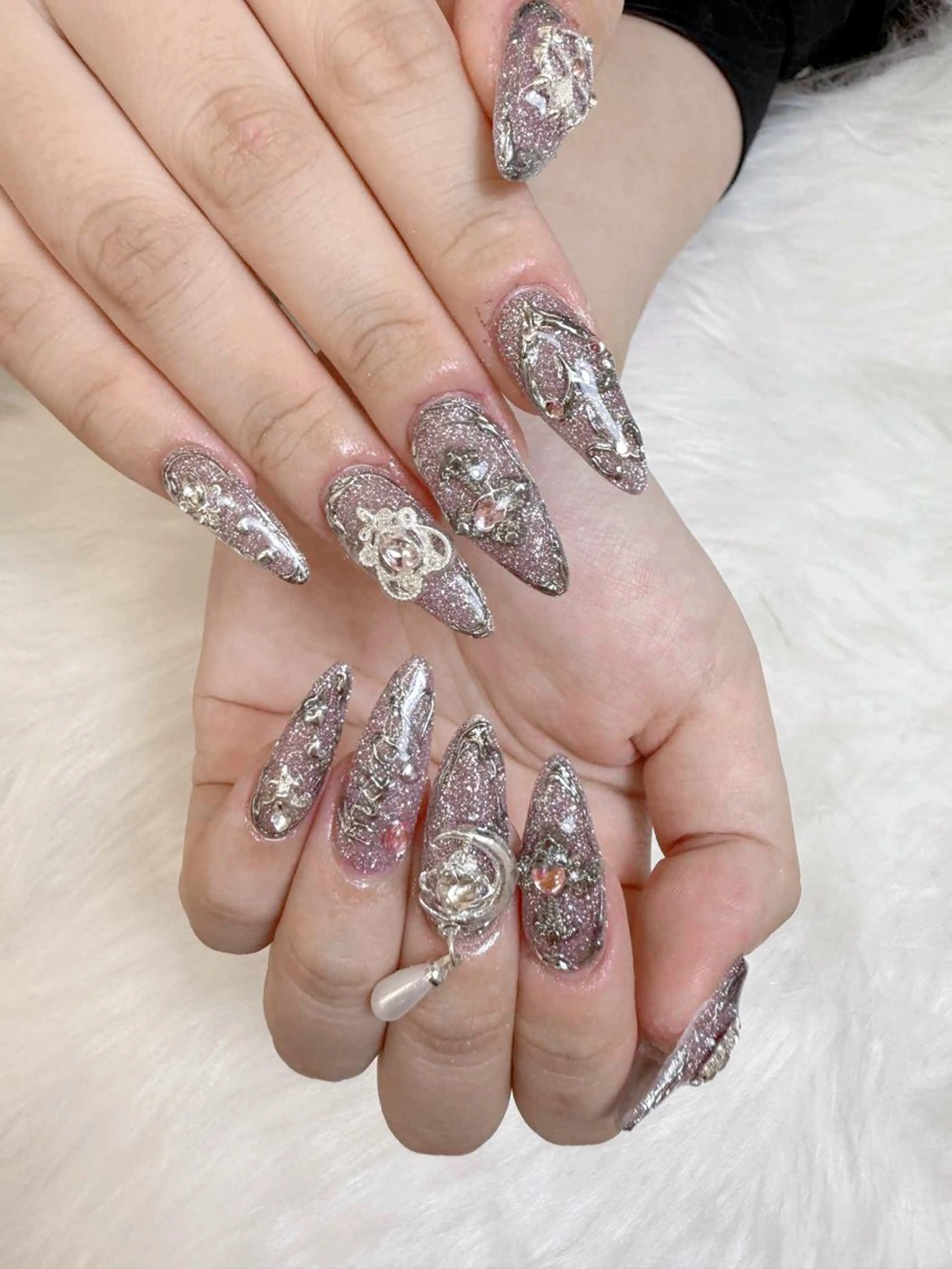 ネイル Luxe Nailのネイルデザイン