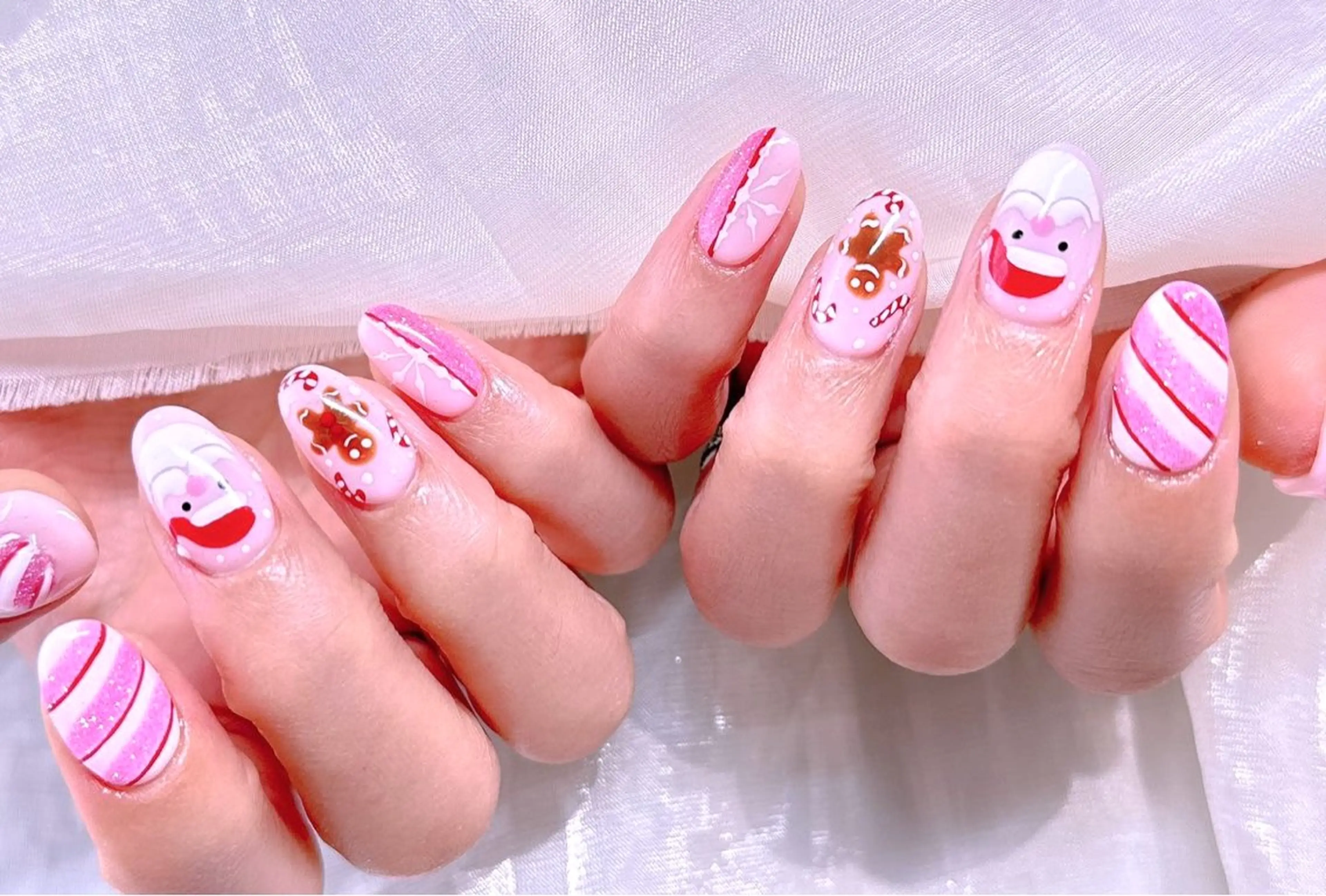 ネイル ピンク 冬ネイル クリスマス 美爪パラジェル導入店 Sunnilyのネイルデザイン