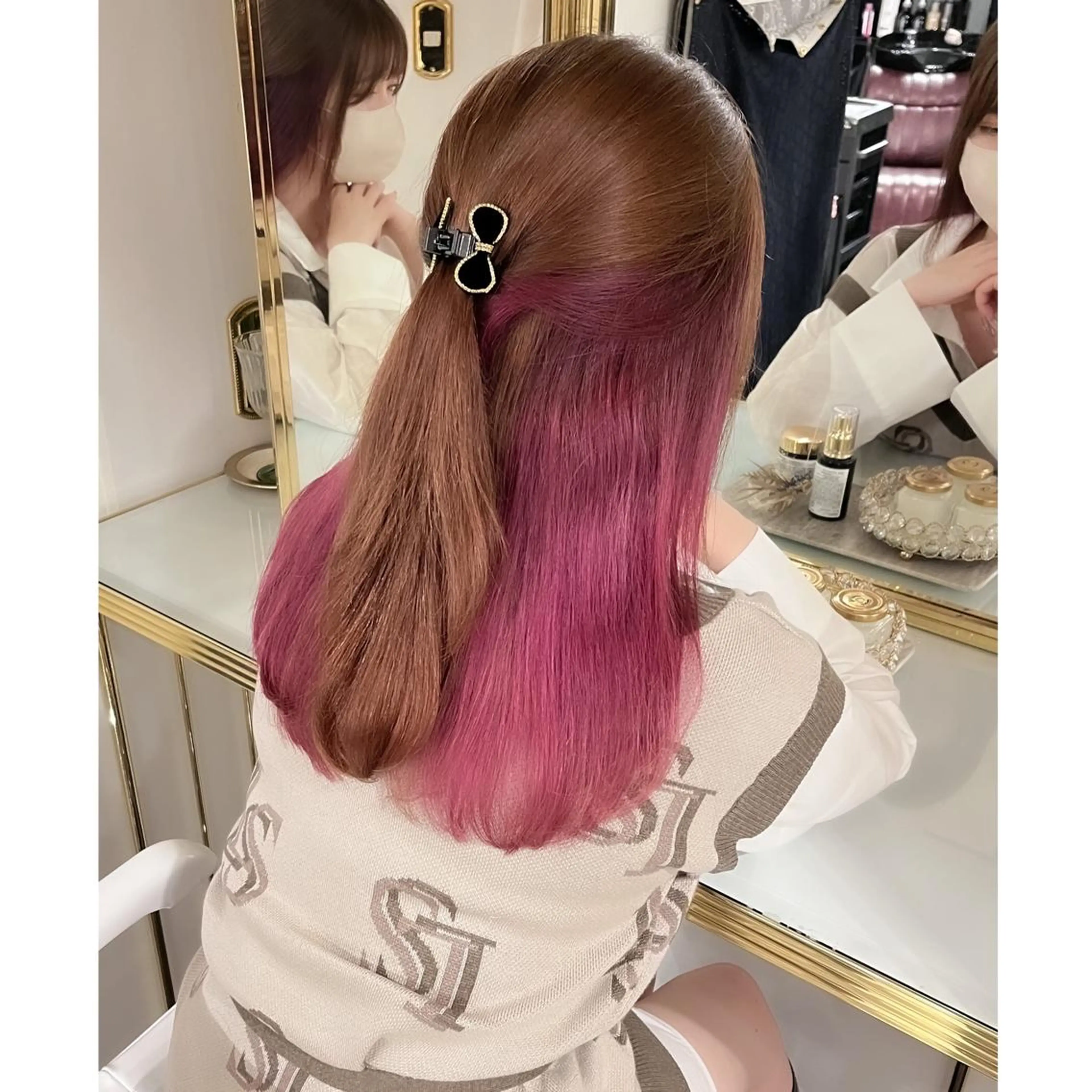 セミロング カラー ブリーチ ヘアカラー LOTTA CUCCI所属・miyu /トレンド カラー×艶髪のヘアスタイル