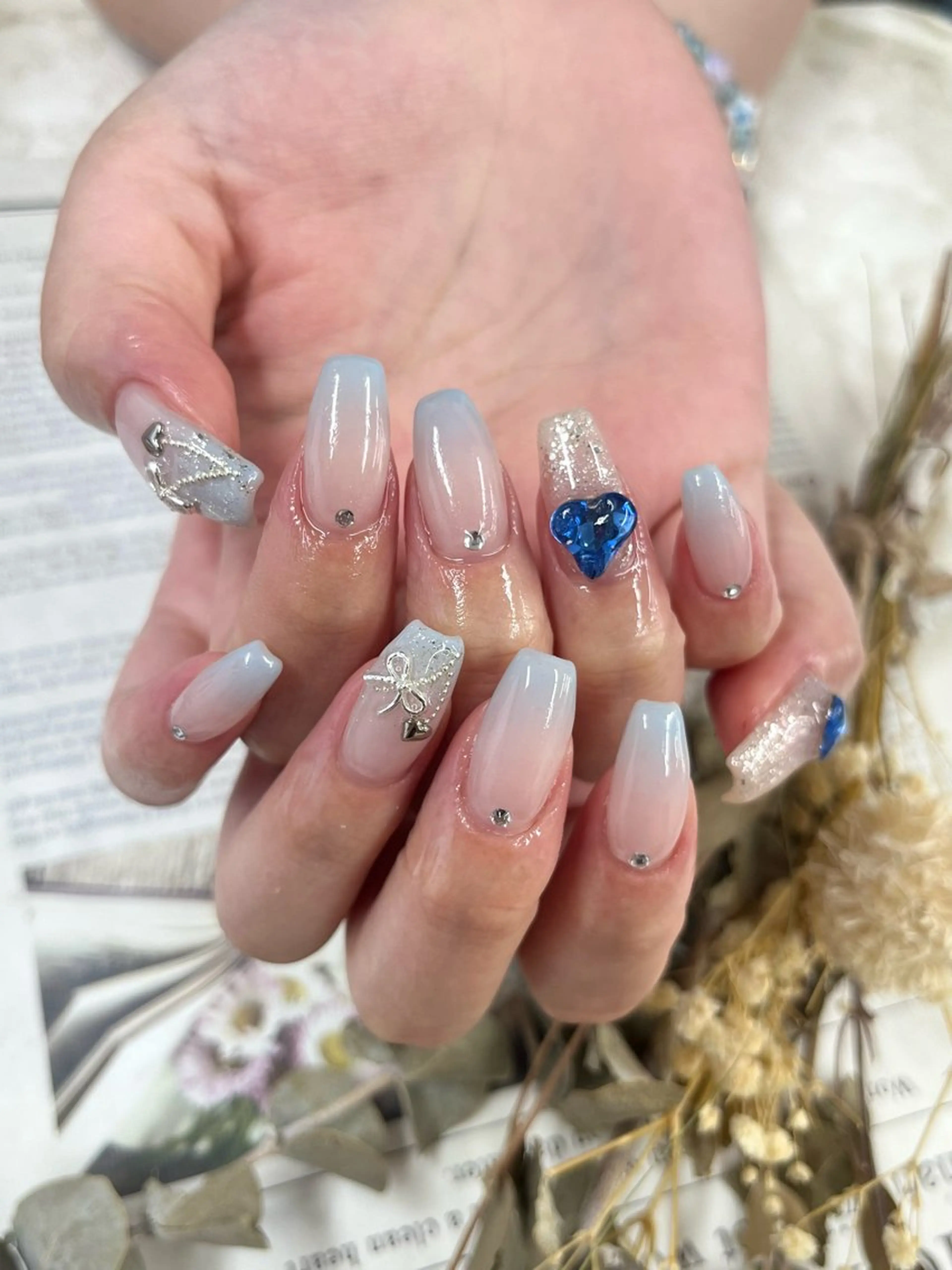 ネイル ハート リボン ハンドネイル Basic町田本店 Suzunaのネイルデザイン