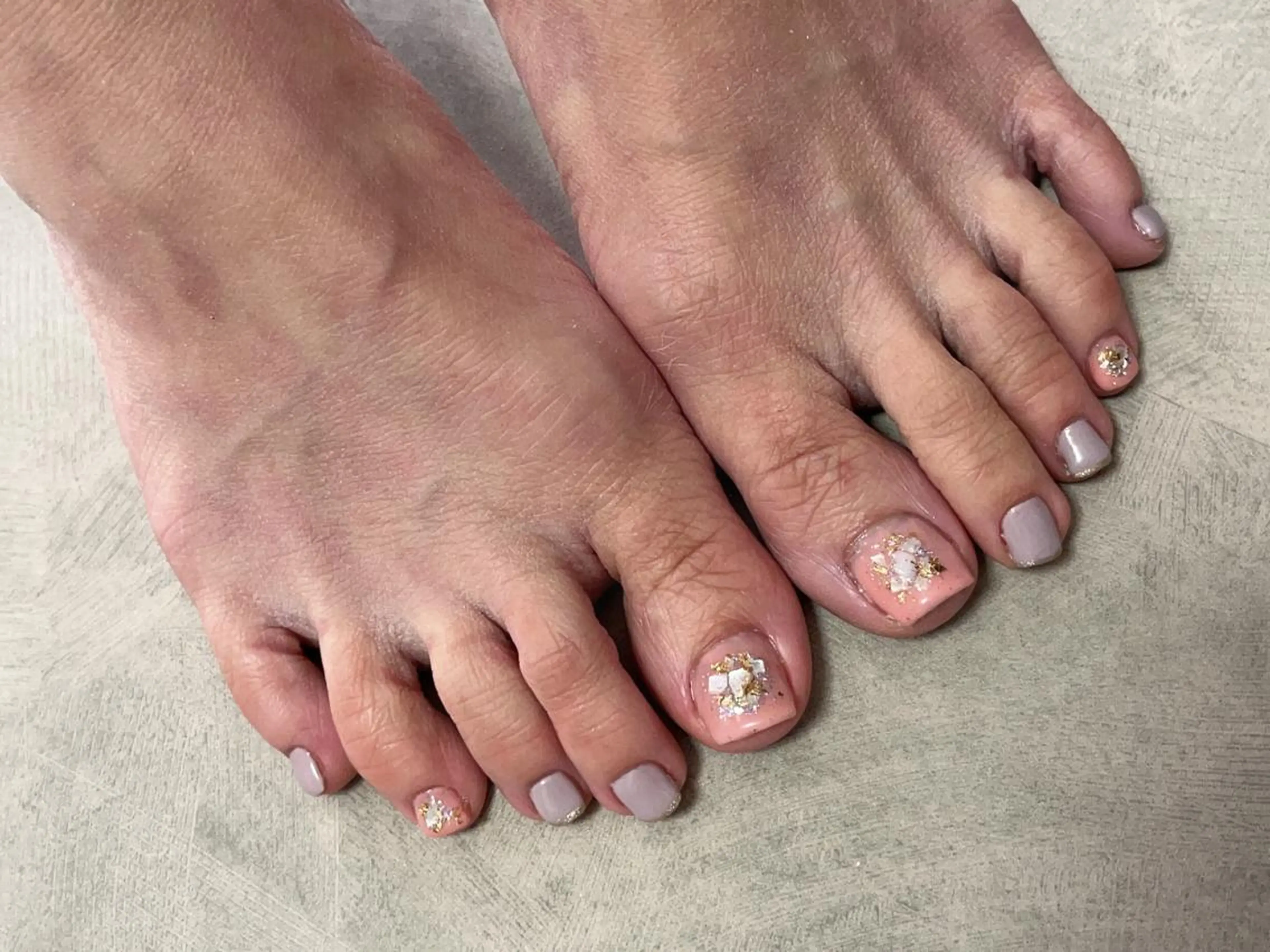 ネイル ニュアンスネイル パステルネイル フットネイル MIKA ♡のネイルデザイン