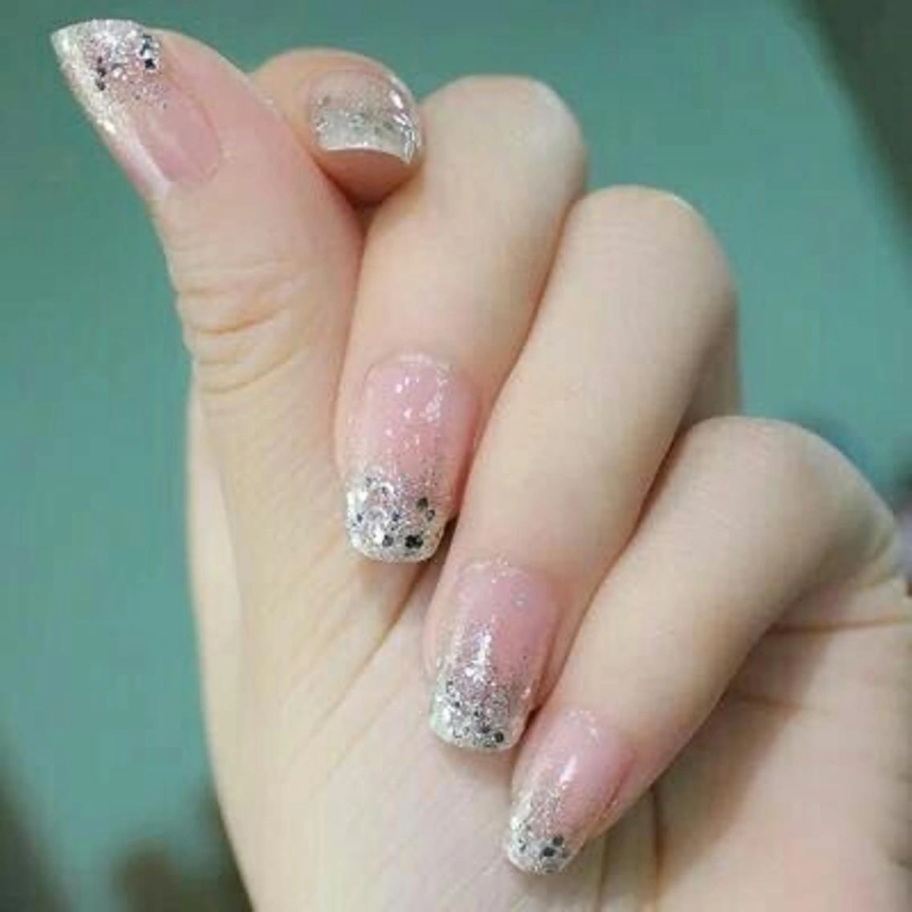 ネイル ラメ(グリッター) ラメグラデーション Melody Nail所属・Melody 3D/スカルプ専門店のネイルデザイン