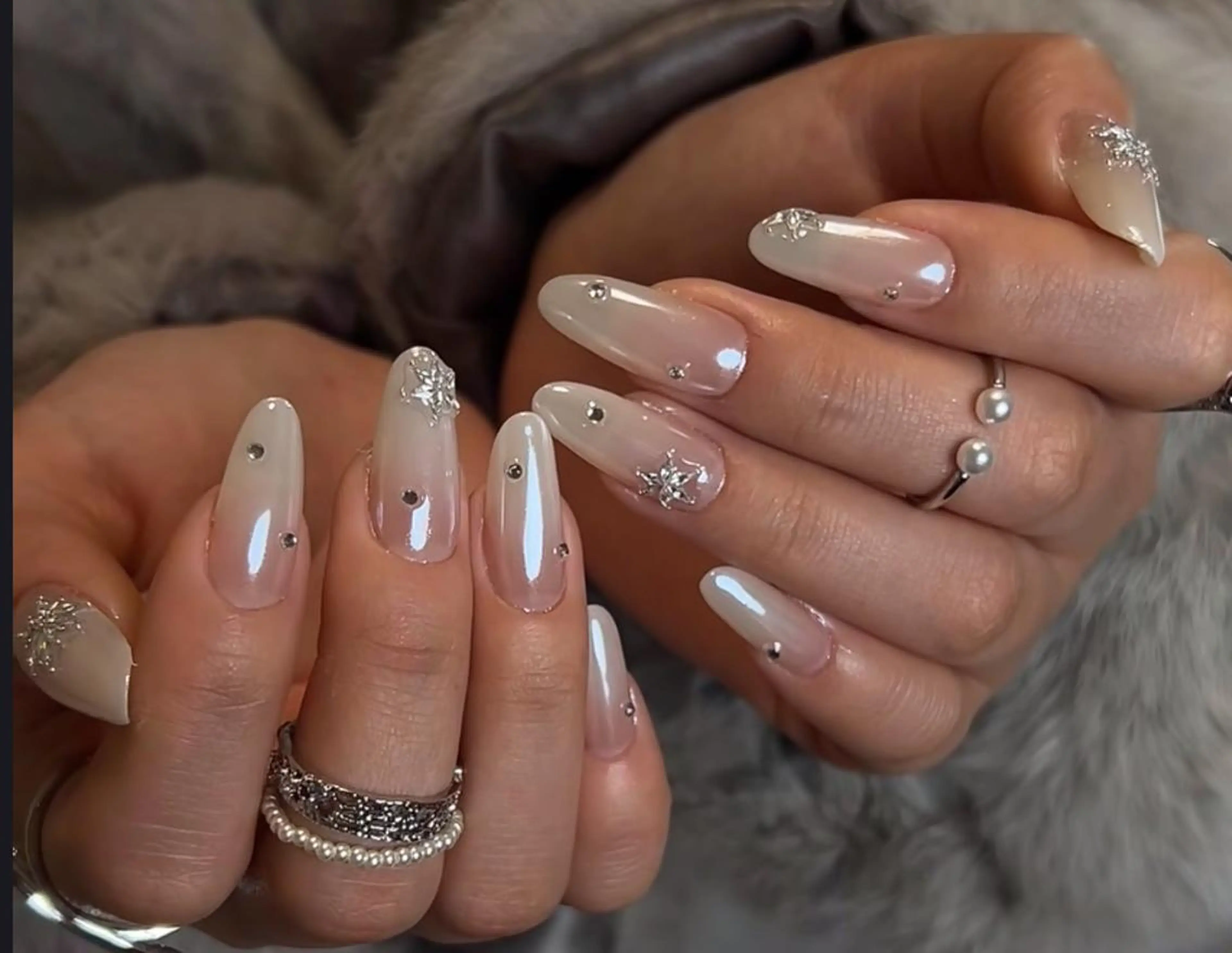 ネイル ハンドネイル 🎀 Ayaka_nailのネイルデザイン