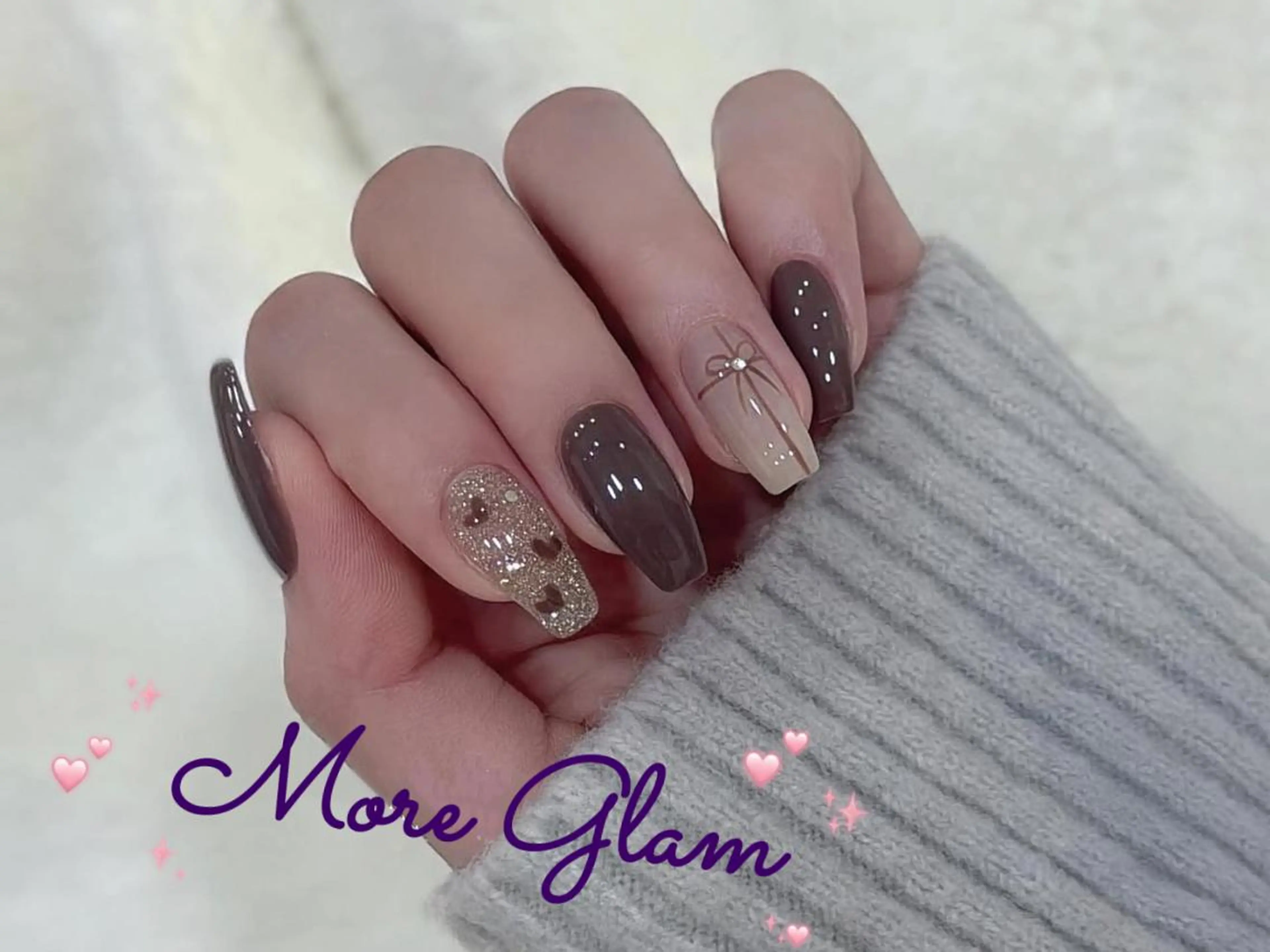 ネイル 長さ出し フットネイル フレンチネイル ジェルネイル ガラスフレンチ MoreGlam ネイルのネイルデザイン