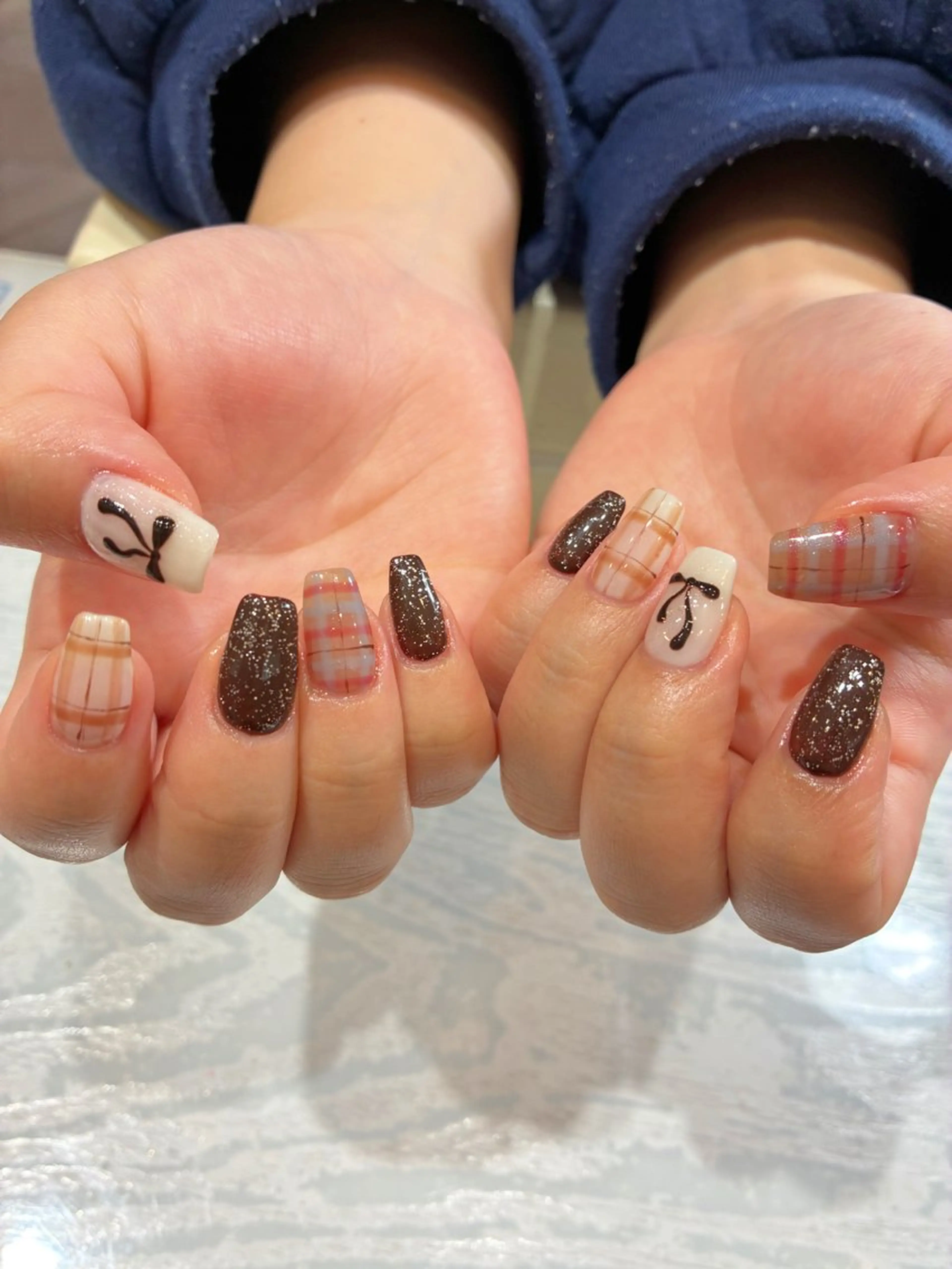 ネイル Nest 岩崎のネイルデザイン