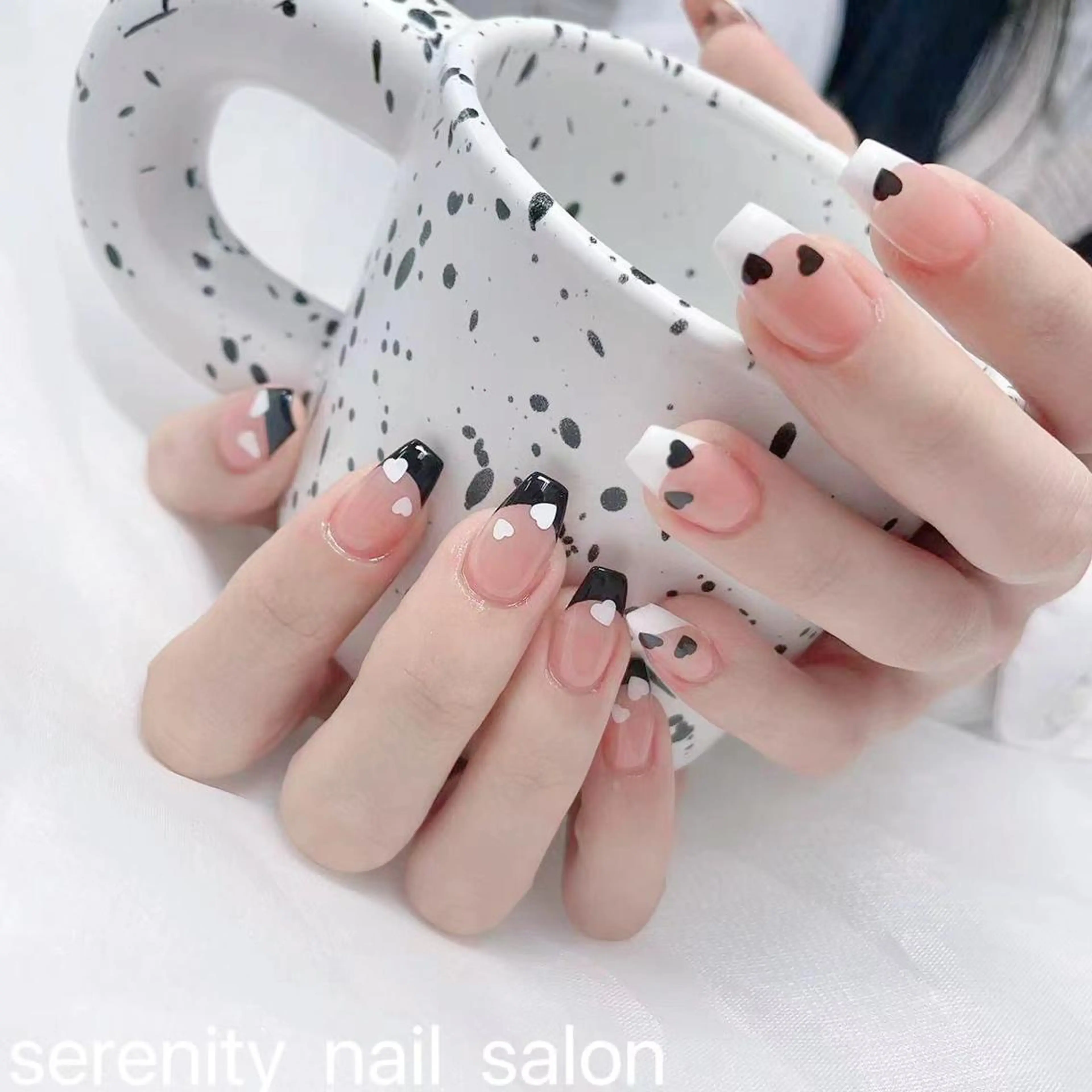 ネイル ハンドネイル ハンドケア ✨Serenity Nail salonのネイルデザイン