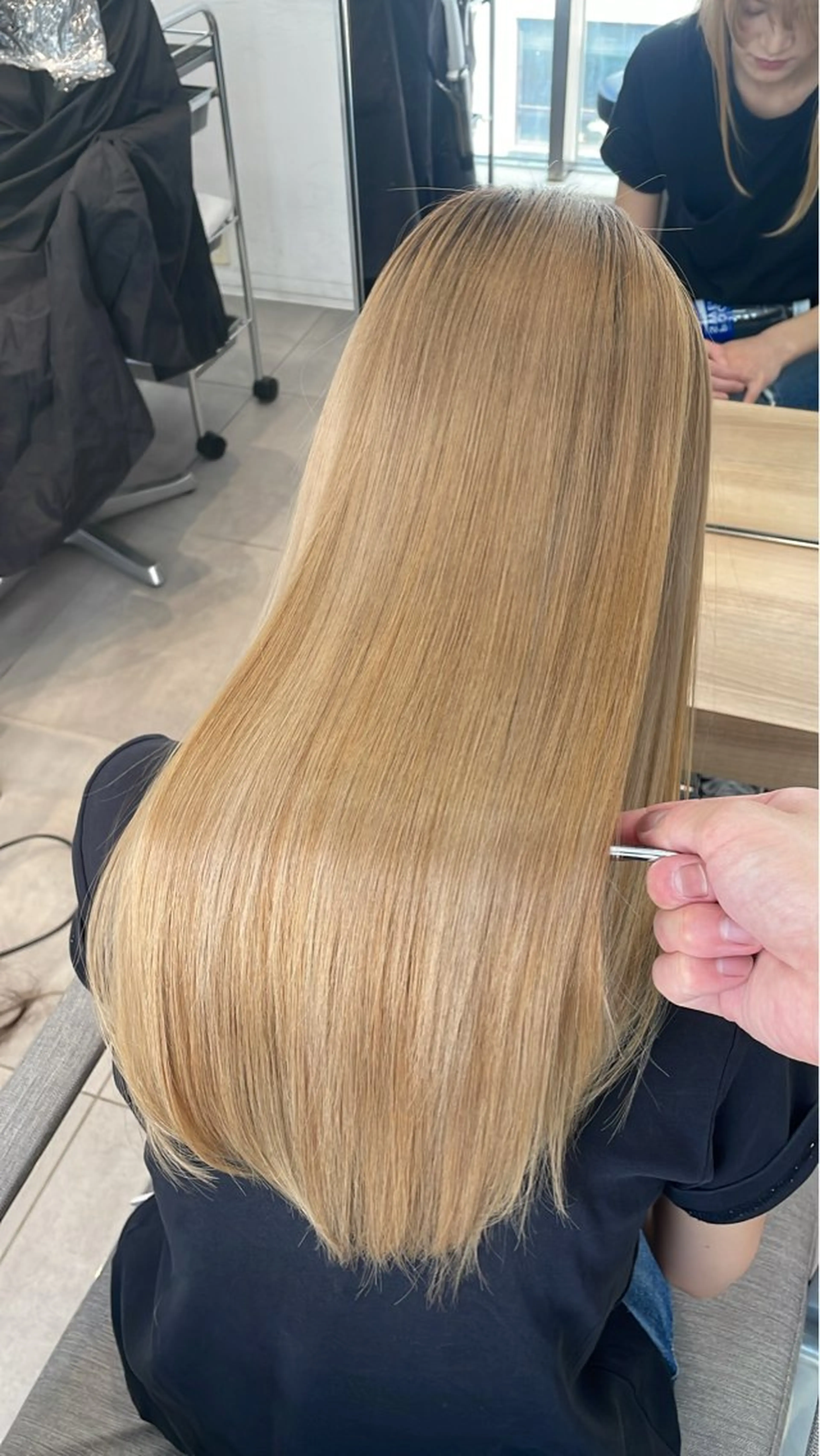 ロング カット 縮毛矯正 トリートメント ヘッドスパ ✨髪質改善✨美髪 矯正🫧小泉のヘアスタイル