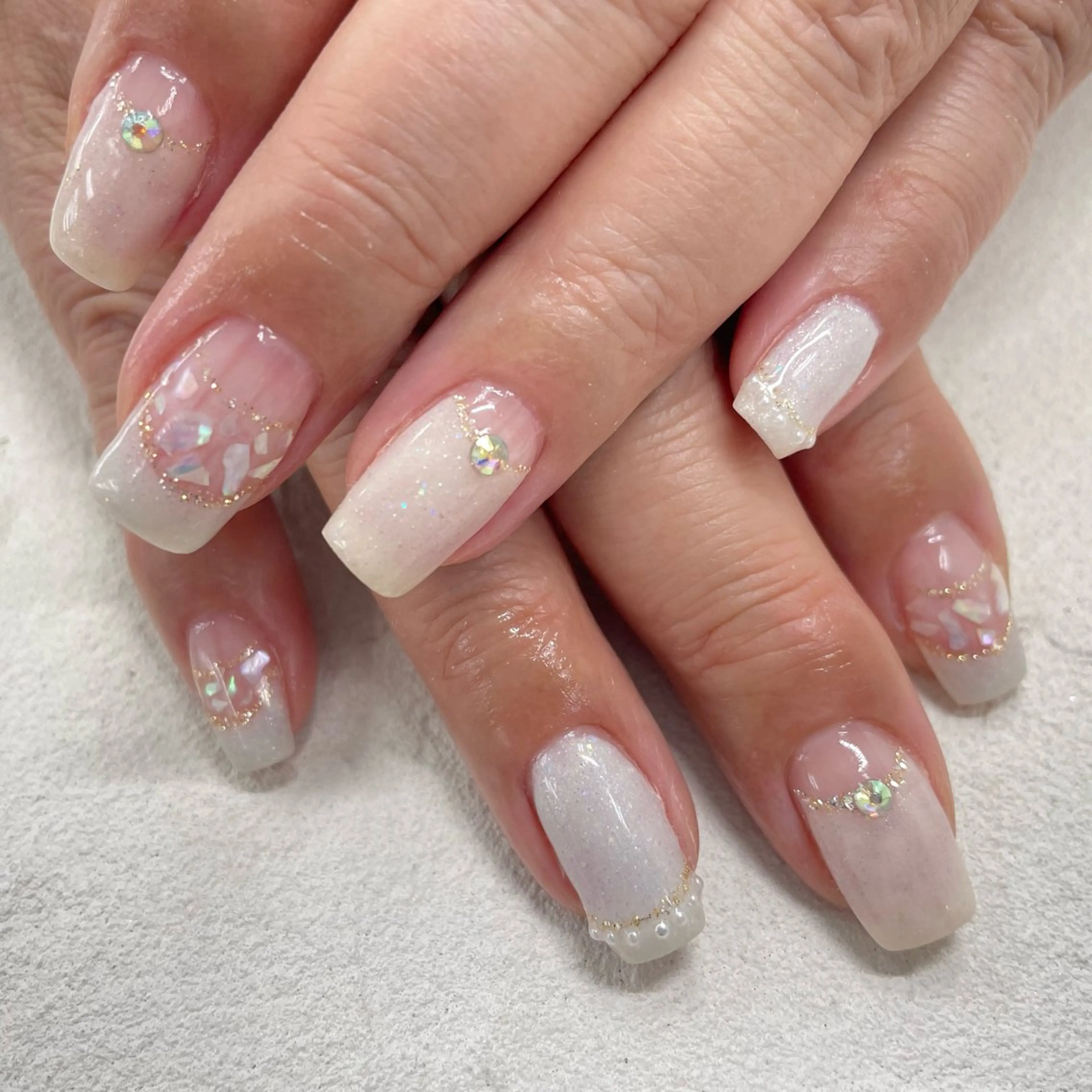 ネイル miki ✴︎ 田町/パラジェルのネイルデザイン