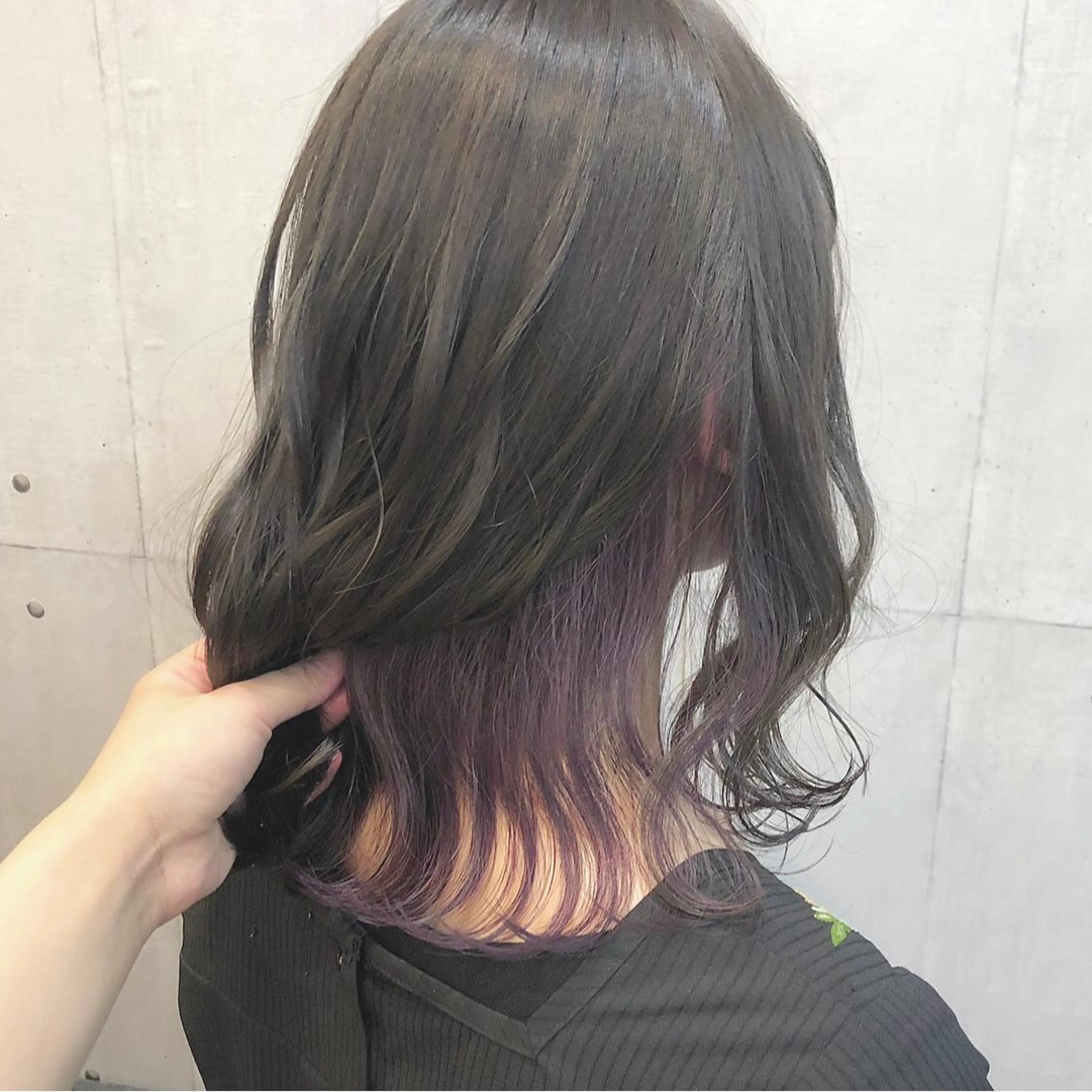 ミディアム パープルカラー muku所属・山野 稚奈のヘアスタイル