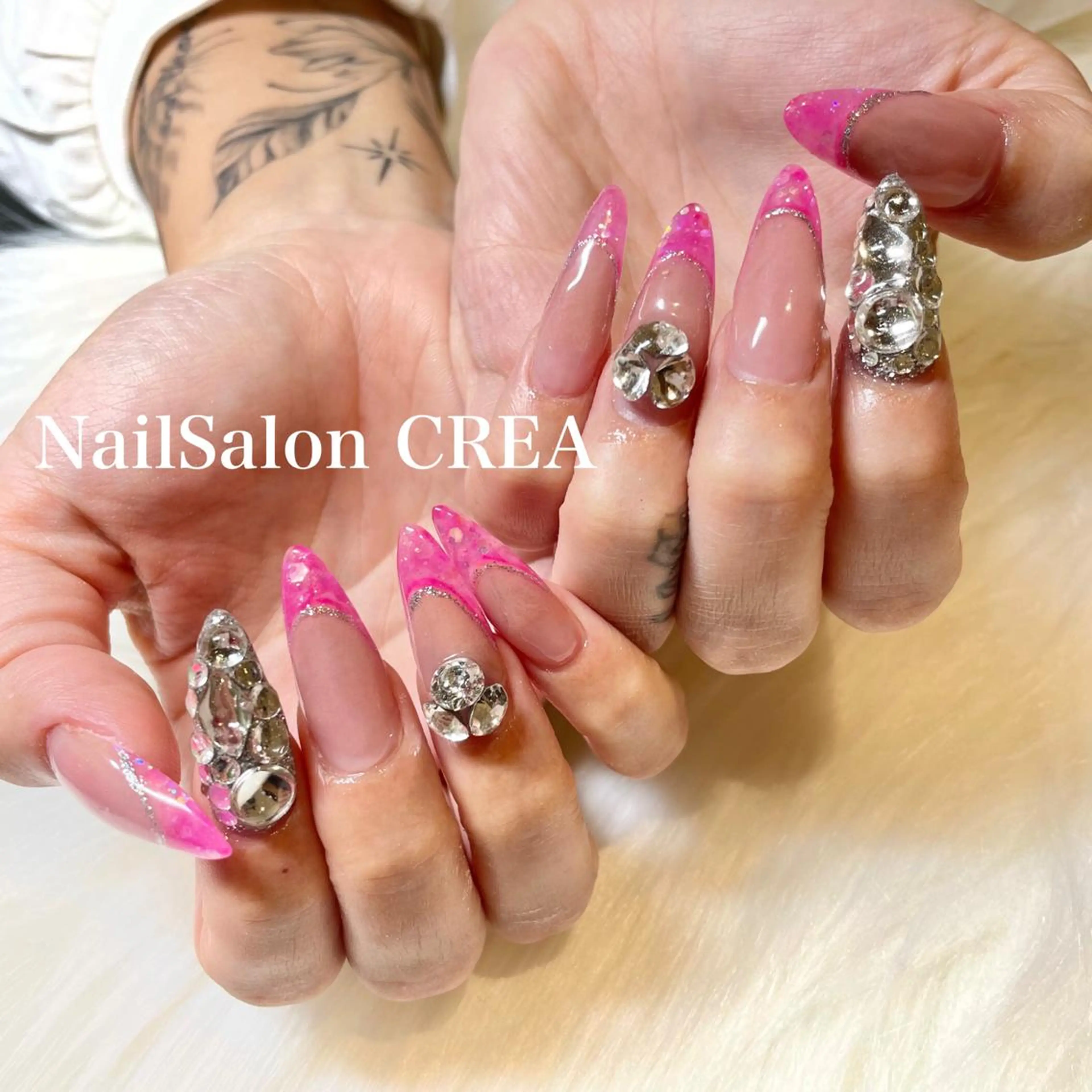 ネイル ストーンネイル ハンドネイル NailSalon CREAのネイルデザイン