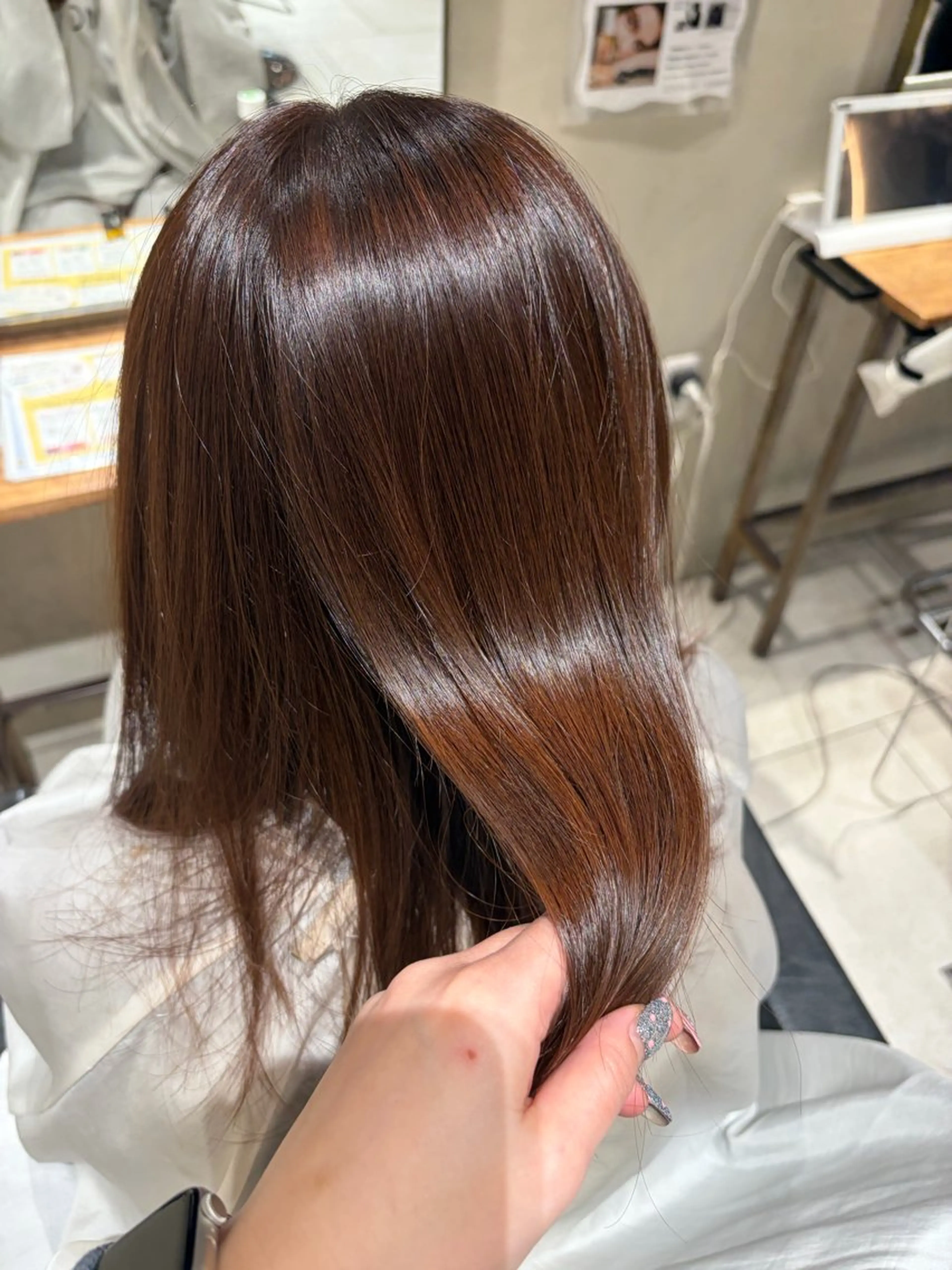 ミディアム カラー ベージュカラー ブラウンカラー ブラウンベージュ カット ヘアカラー トリートメント ここむぎ 🪄➰のヘアスタイル