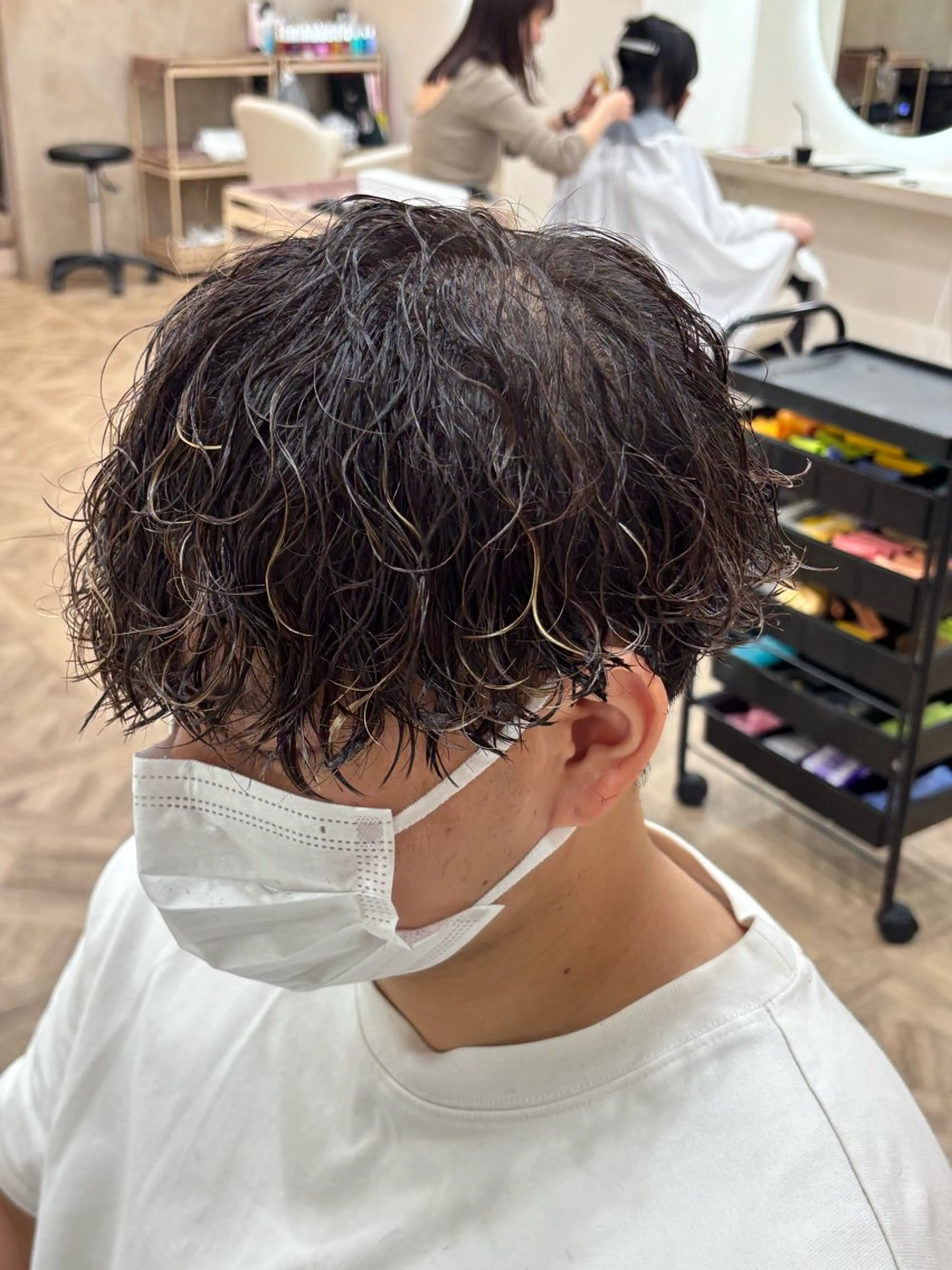 ショート パーマ メンズ カット パーマ トリートメント パーマ職人DAIKI ツイスパ/波巻きのヘアスタイル