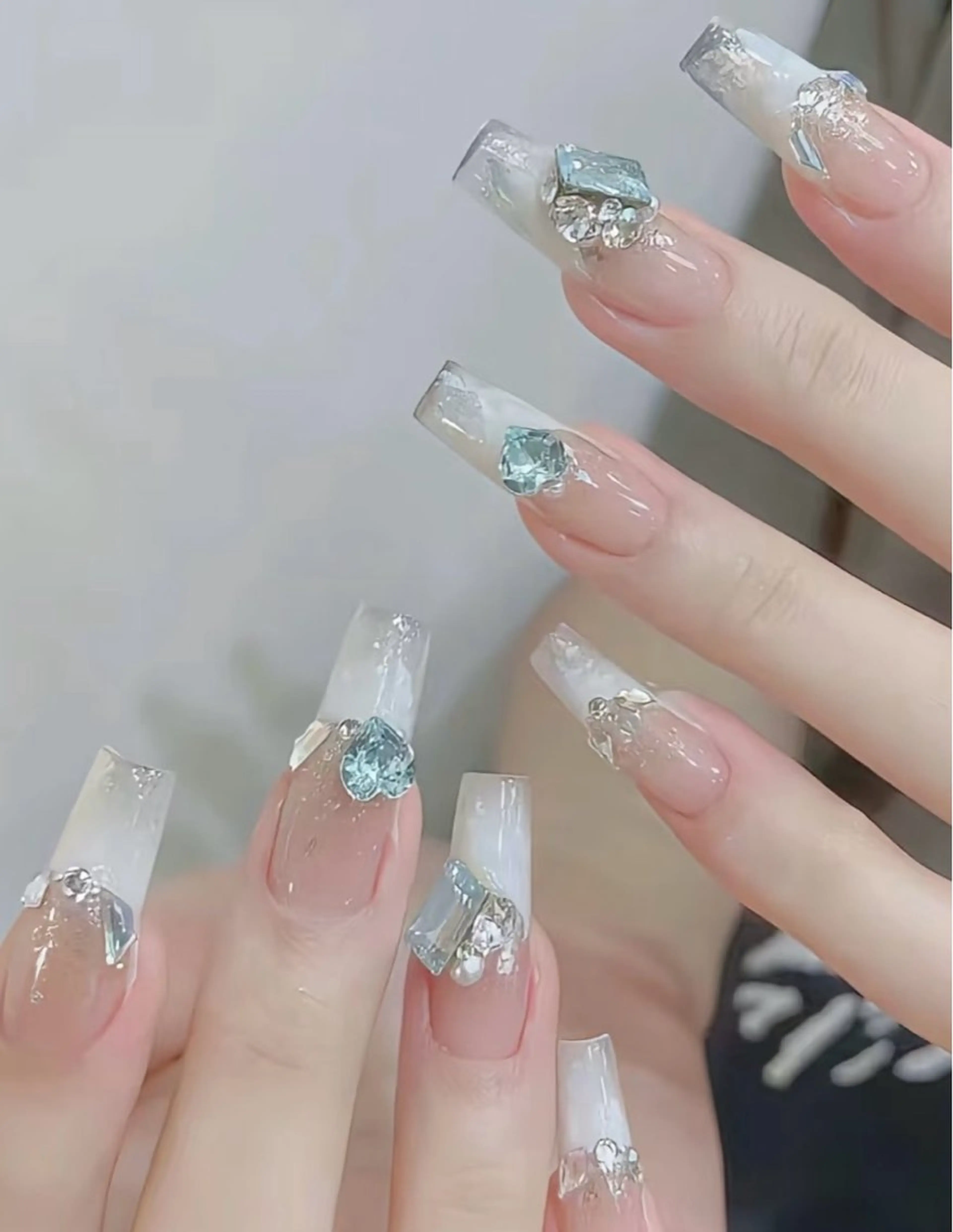 💓オフなし📴トレンドtデザイン😘ワンカラー／マグネット／ミラ／オロラ＋パツ定額の写真