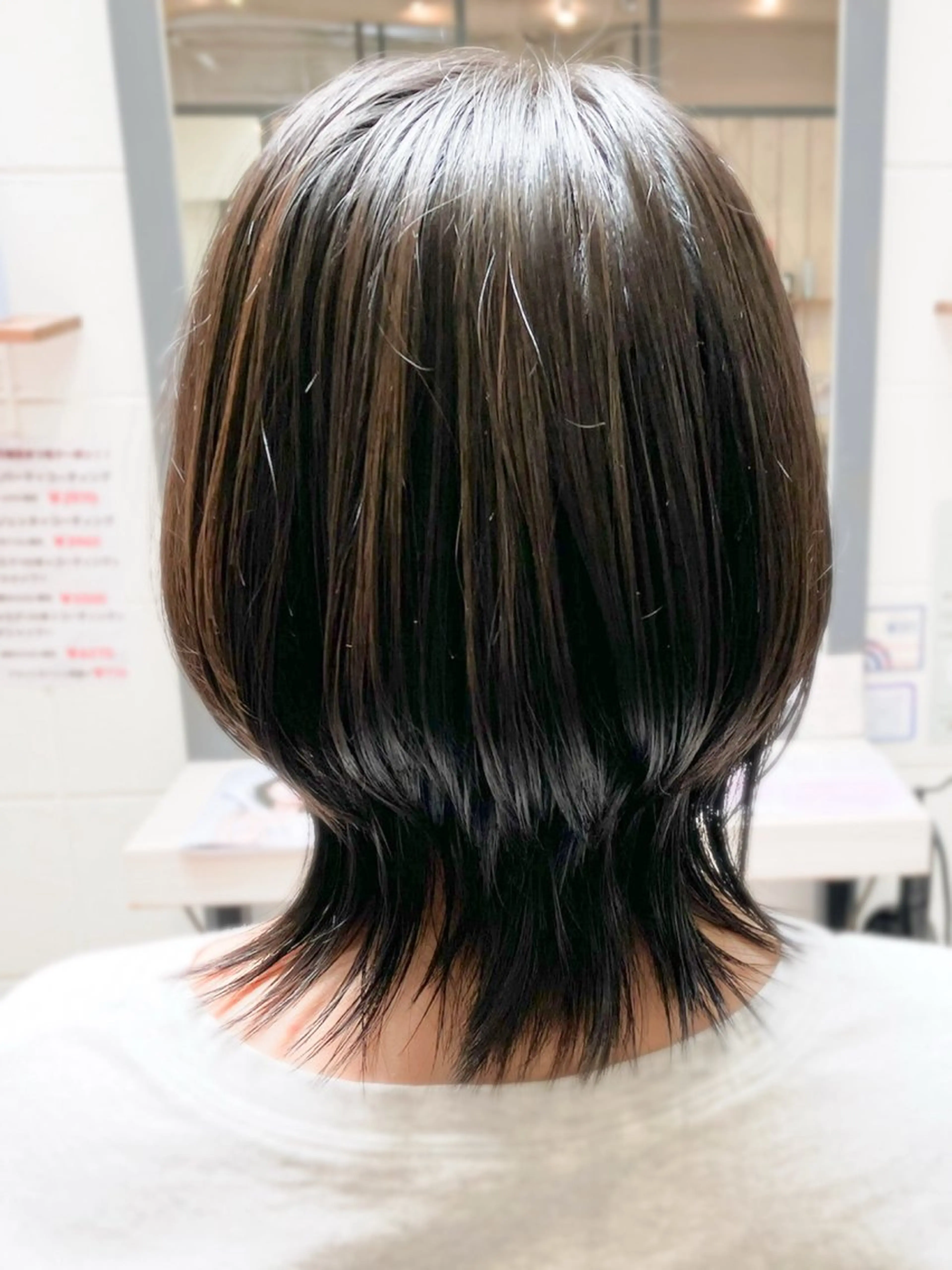 ミディアム カット RISEHAIRBRAND豊中所属・⭐️こもだ⭐️ ⭐RISEHAIR⭐のヘアスタイル