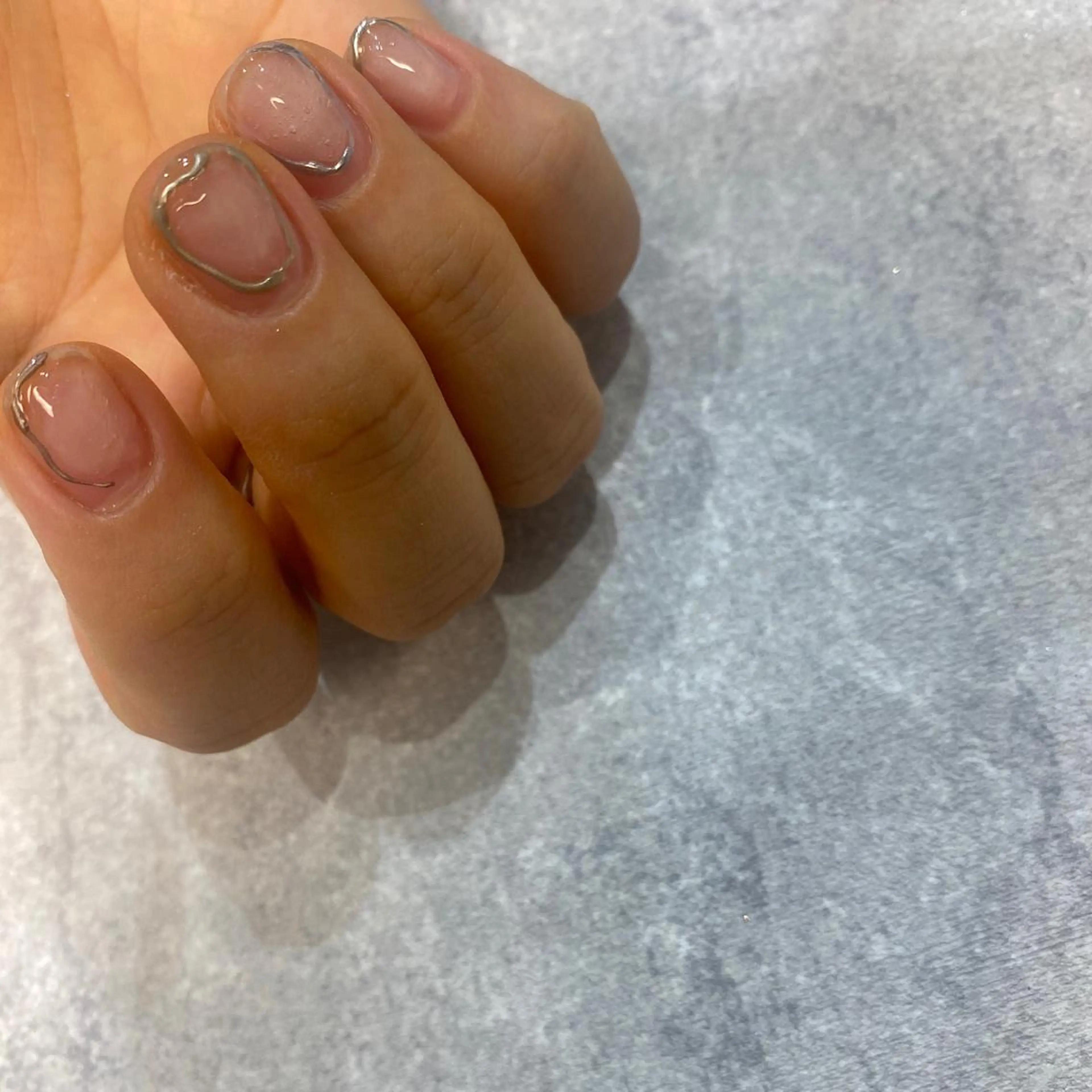 ネイル ハンドネイル NINEnami ニュアンスネイルのネイルデザイン