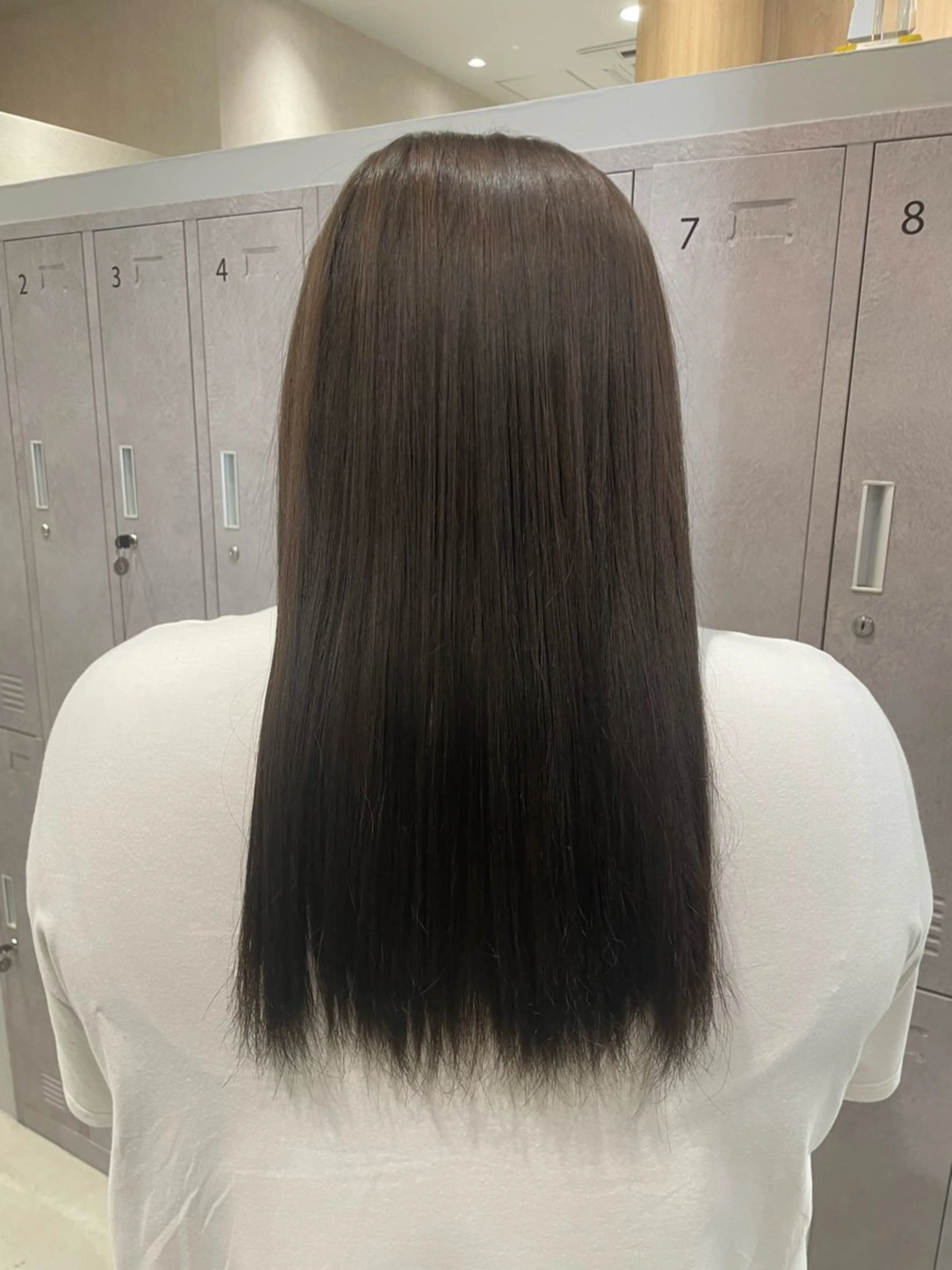 ロング カラー 小澤 璃奈のヘアスタイル