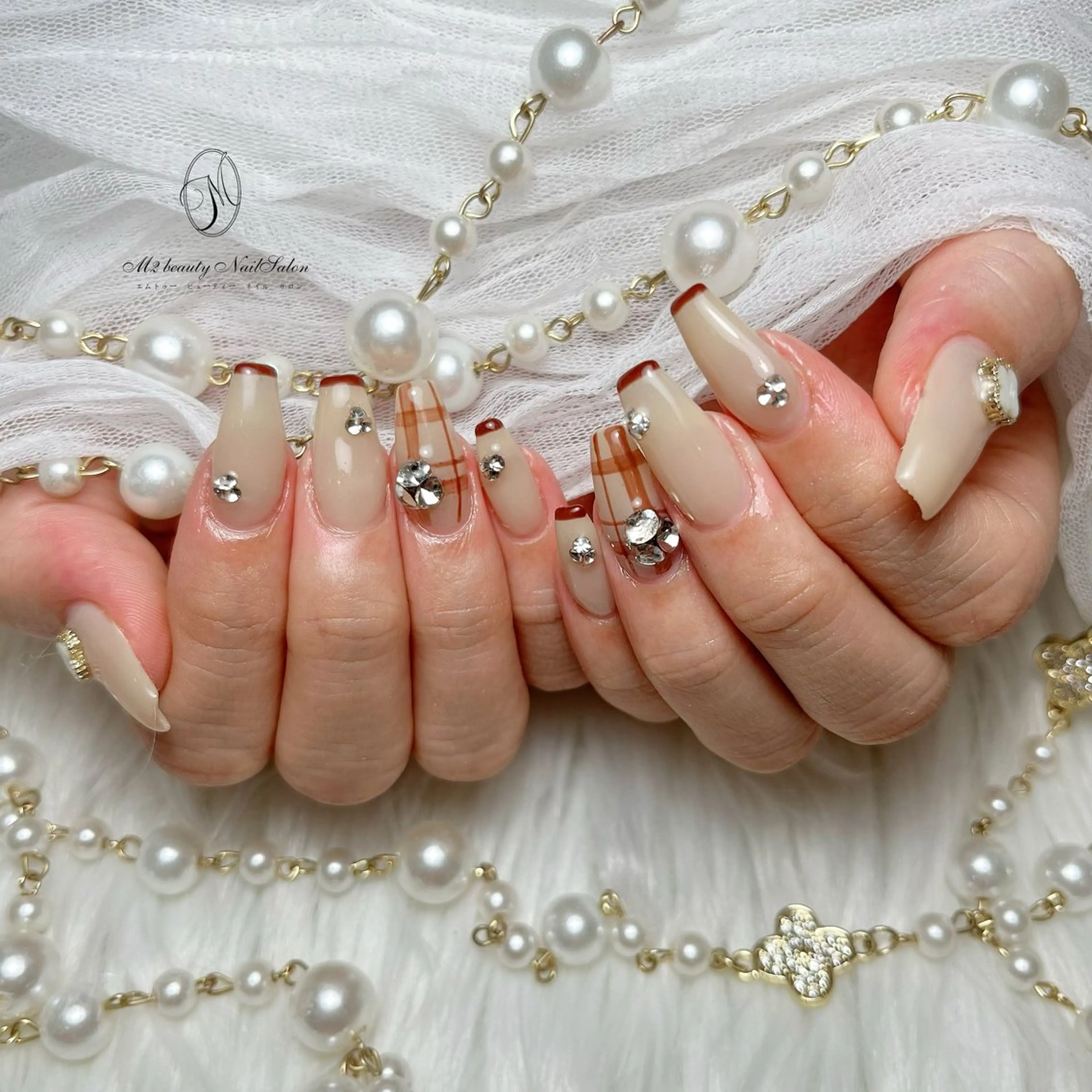 ネイル ハンドネイル M2 BEAUTY Marieのネイルデザイン
