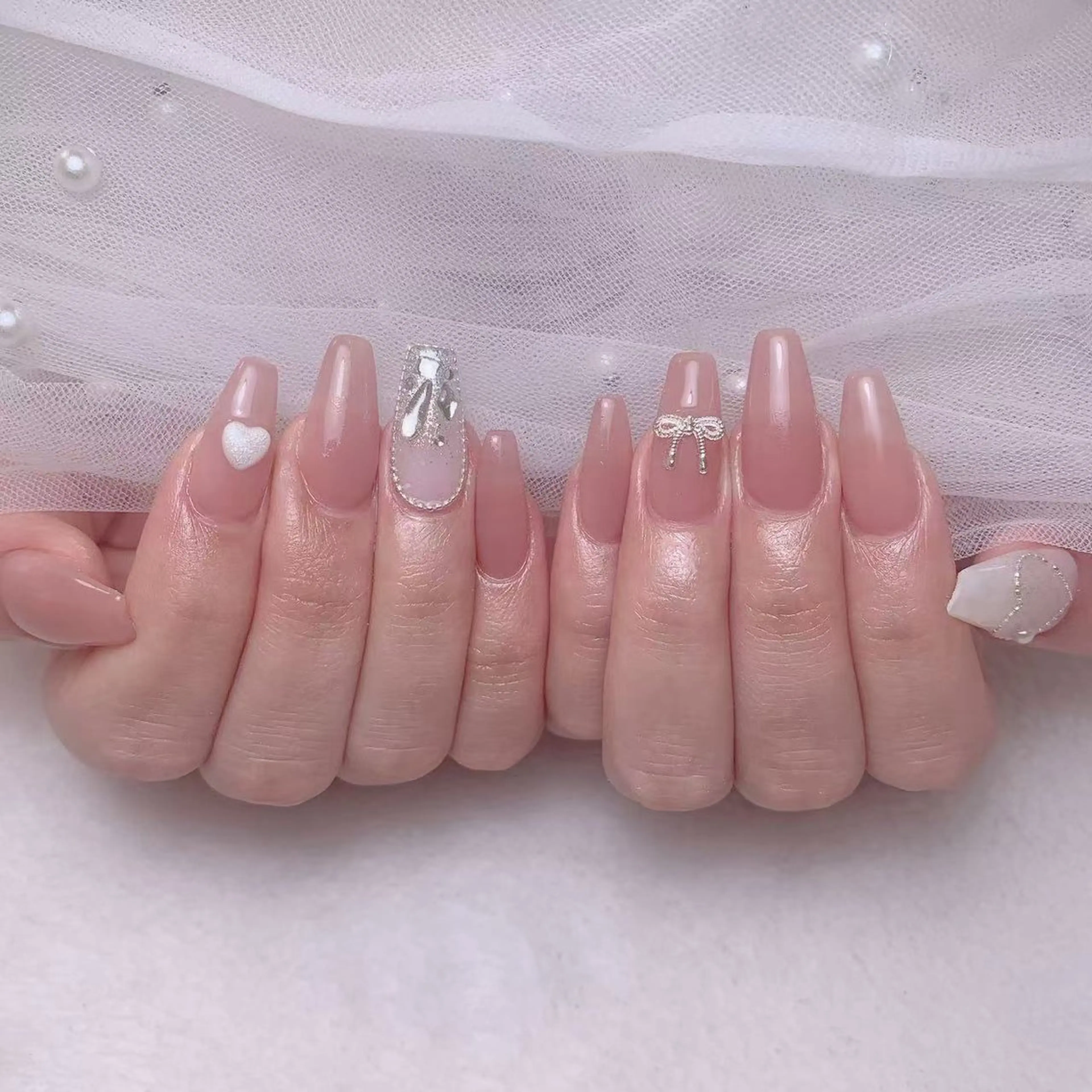 ネイル Amina nail salonのネイルデザイン