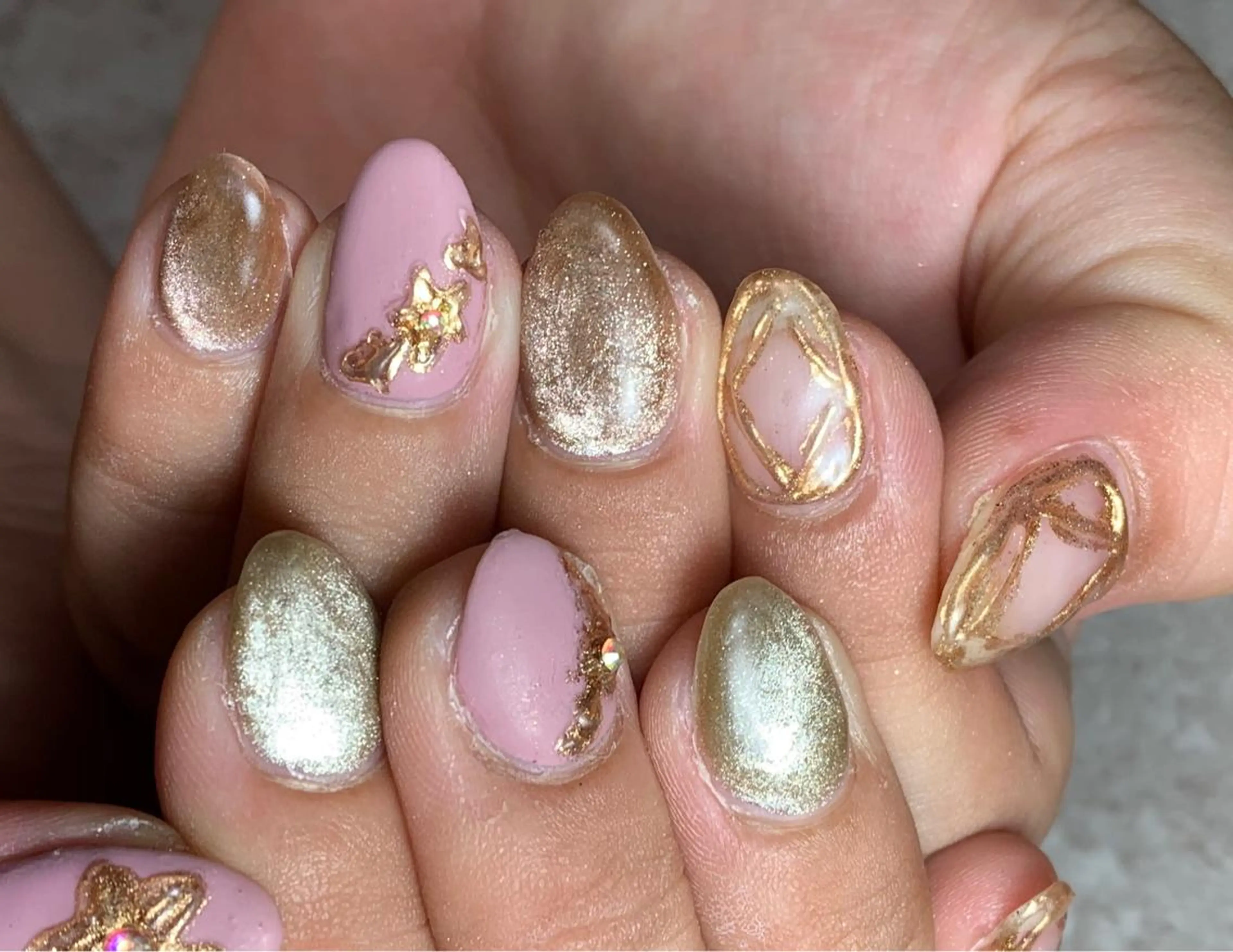 ネイル LAVISH nail salonのネイルデザイン