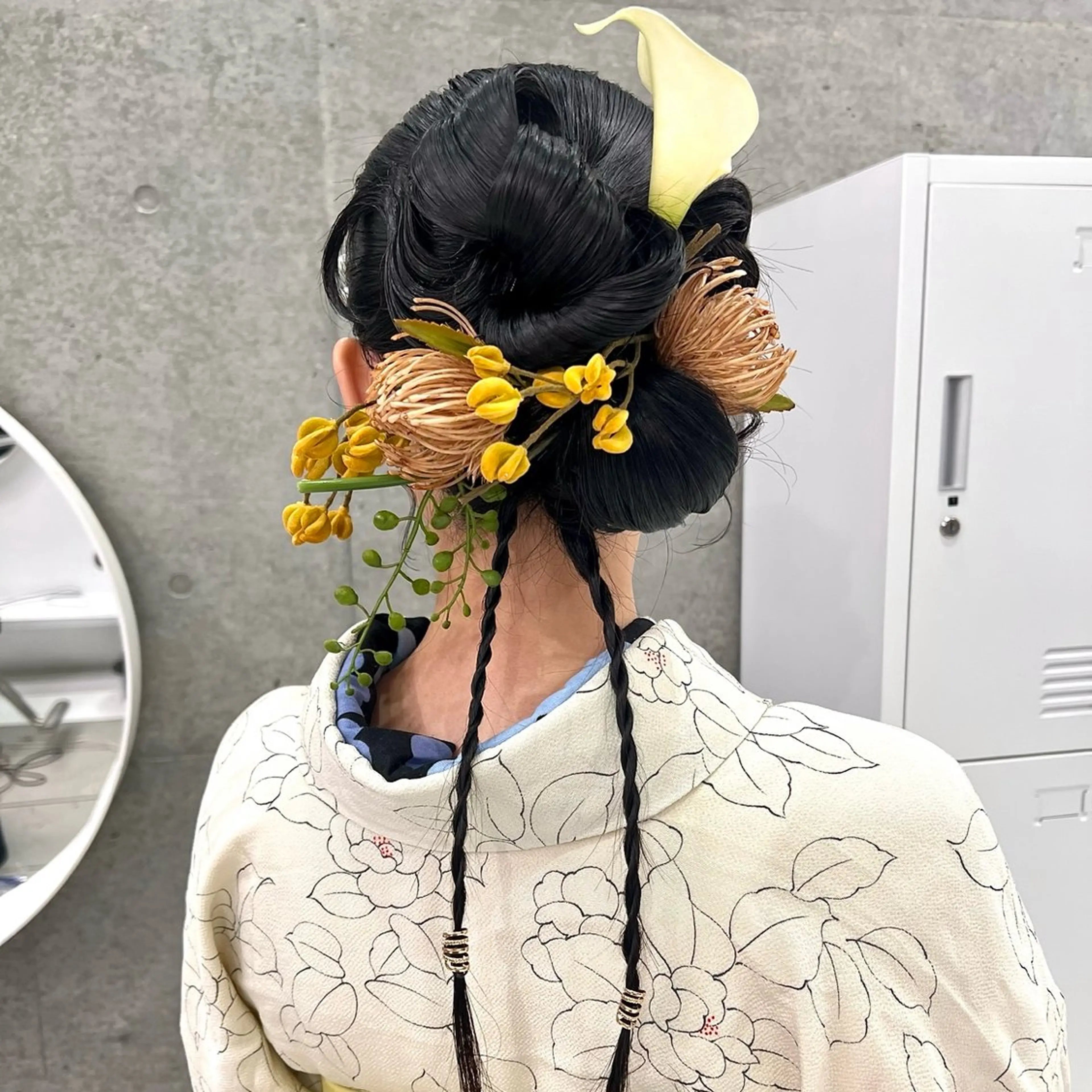 セミロング ヘアアレンジ 卒業式のヘアスタイル ヘアセット GrandStory SHIBUYA所属・卒業式お呼ばれ🕊️ ヘアセット✴︎ミキのヘアスタイル