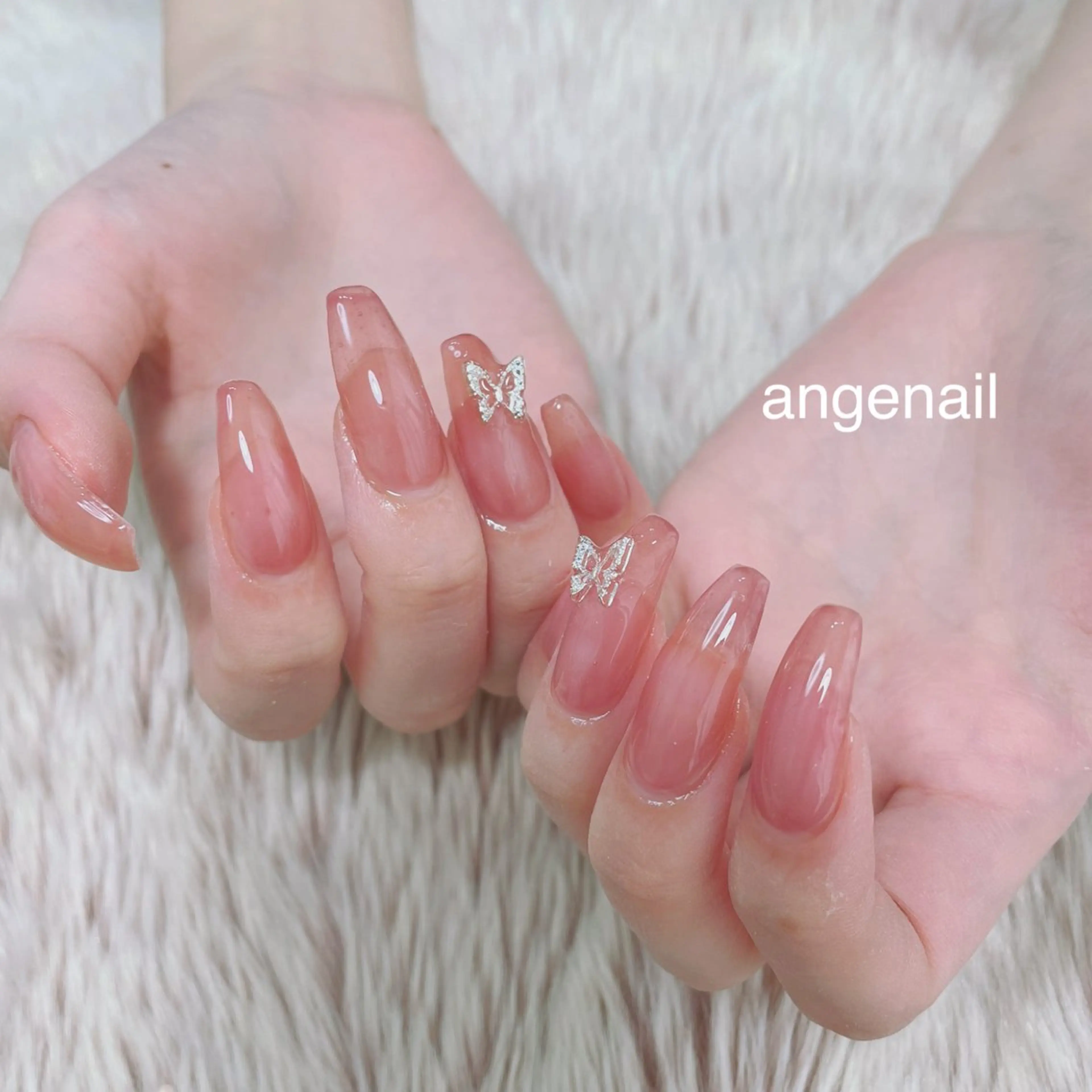 ネイル ハンドネイル オーナーネイリスト MAKIのネイルデザイン