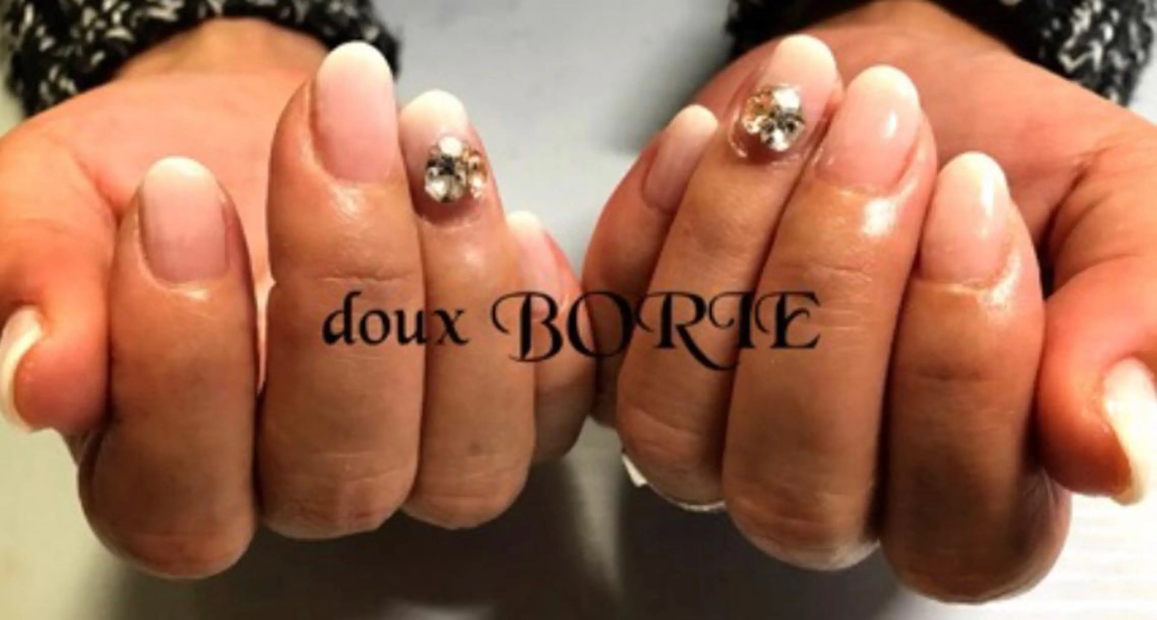 ネイル doux BORIEのネイルデザイン