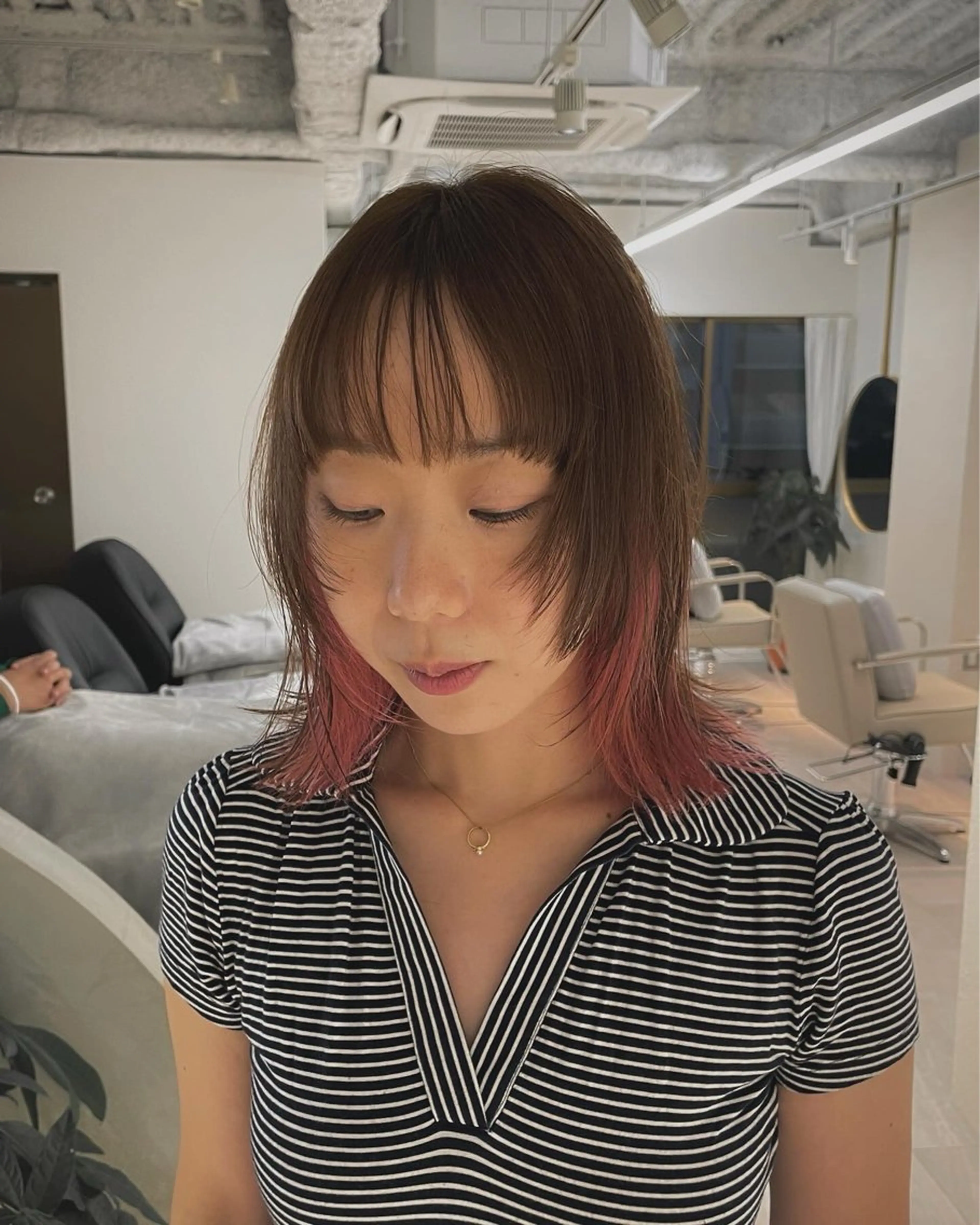 ミディアム Miyamoto Yasuchikaのヘアスタイル