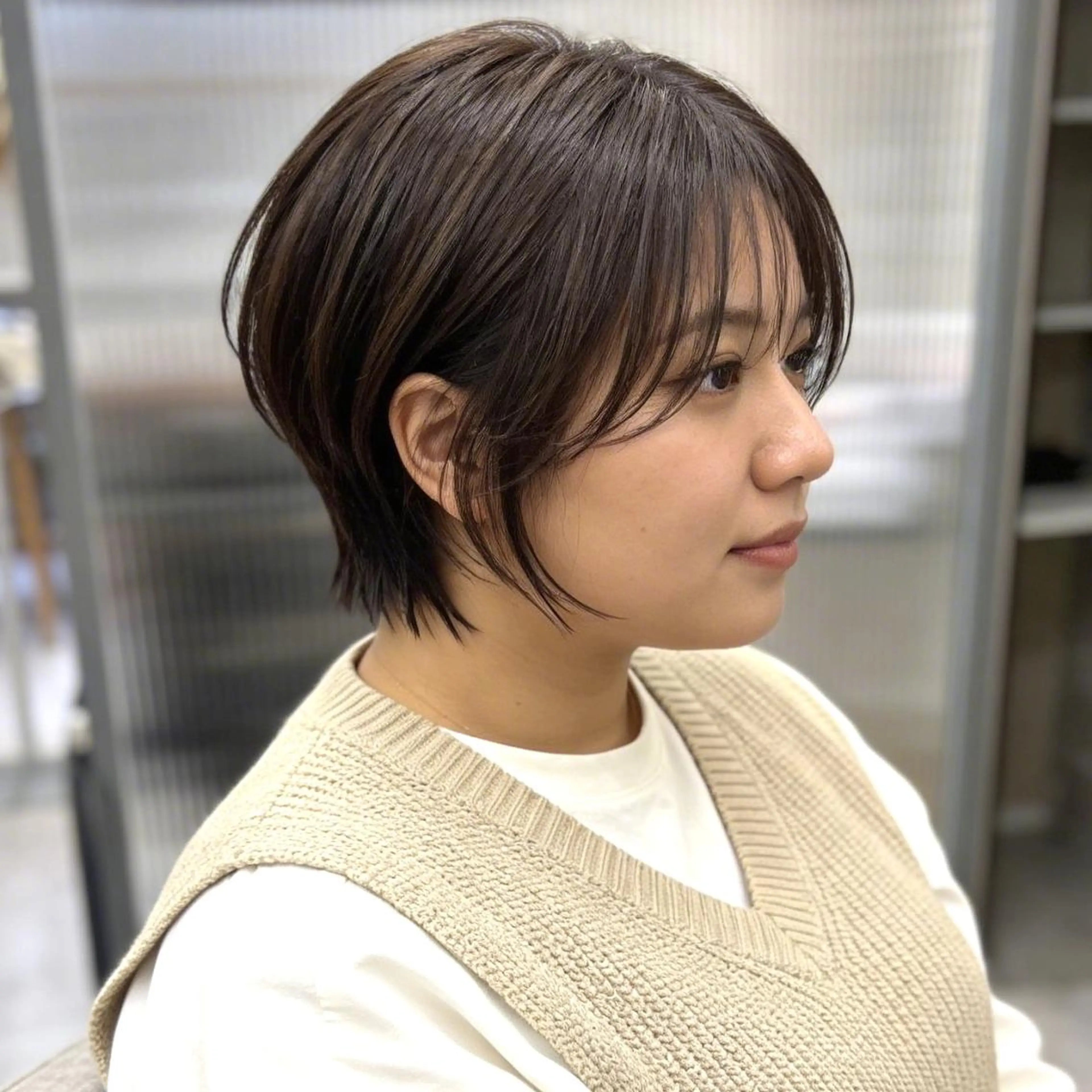 ショート ショートボブ 丸みショート ボブ 似合わせカット ショートヘア カット ヘアカラー トリートメント ショート/透明感/ 髪質改善/chinaのヘアスタイル