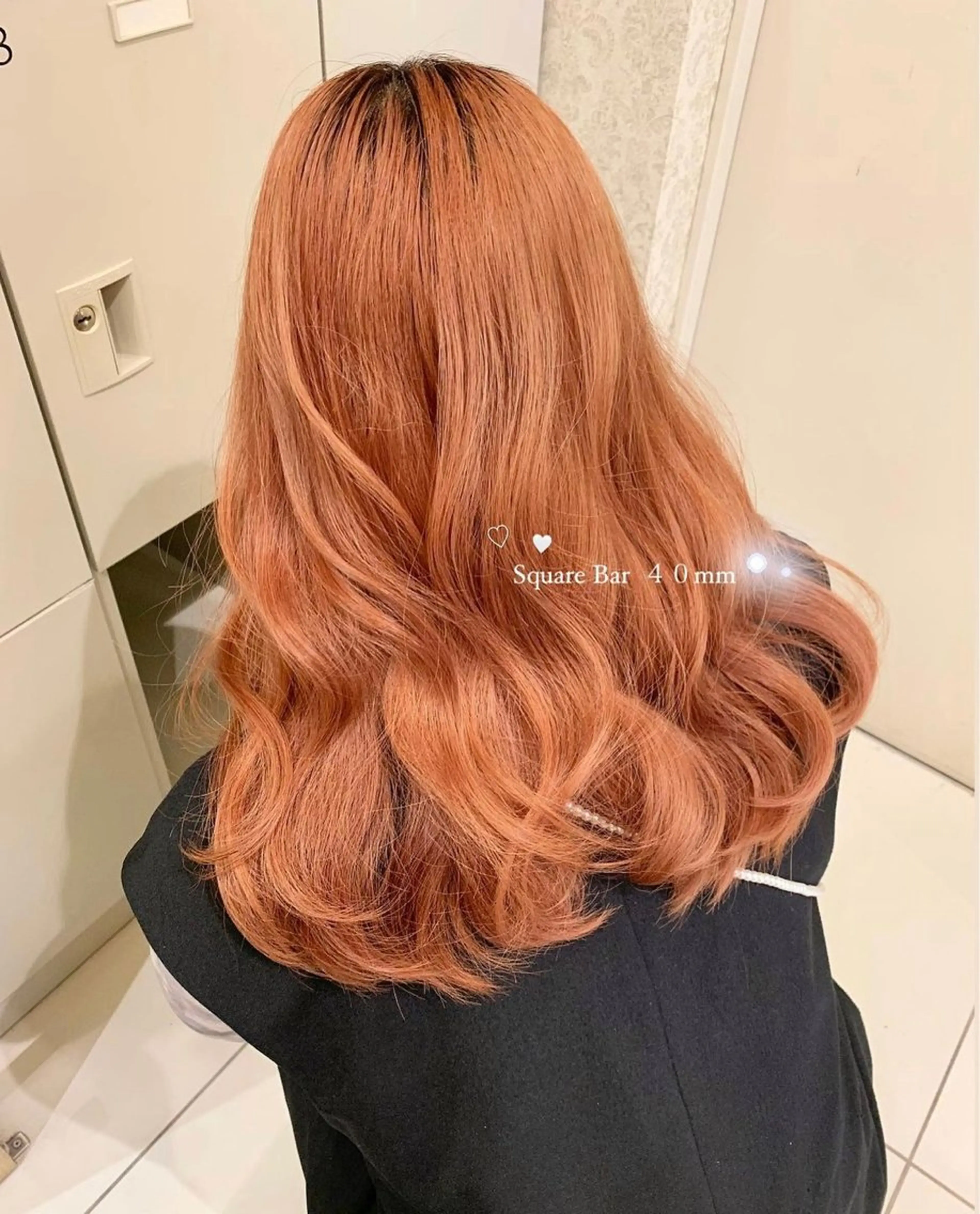 ロング ヘアセット 暖色カラー/ブリーチ なしカラー/艶カラーのヘアスタイル