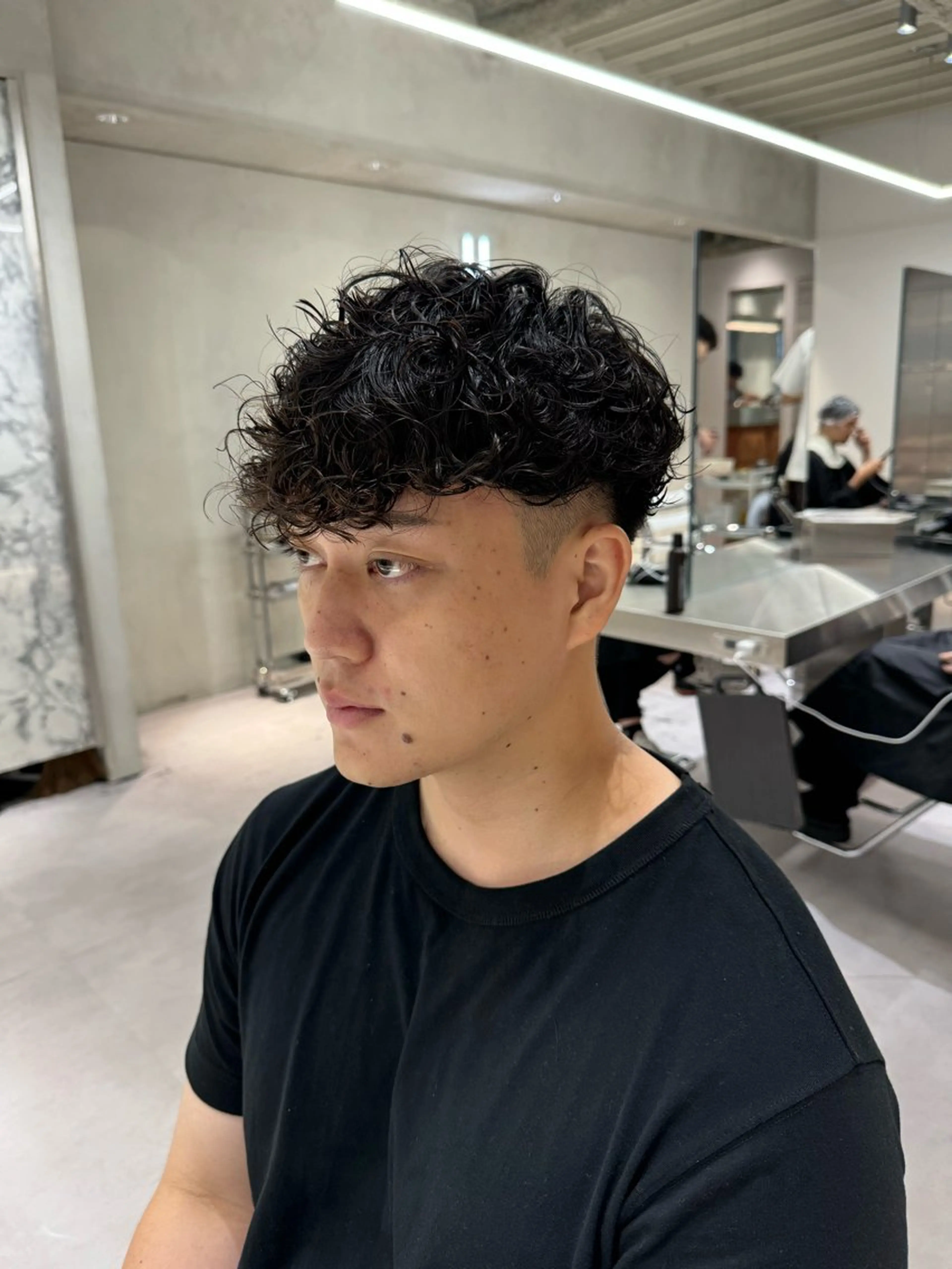 ショート パーマ メンズ fifth JINGUMAE所属・波巻きスパイラルパー マ/シャドウパーマ駿のヘアスタイル