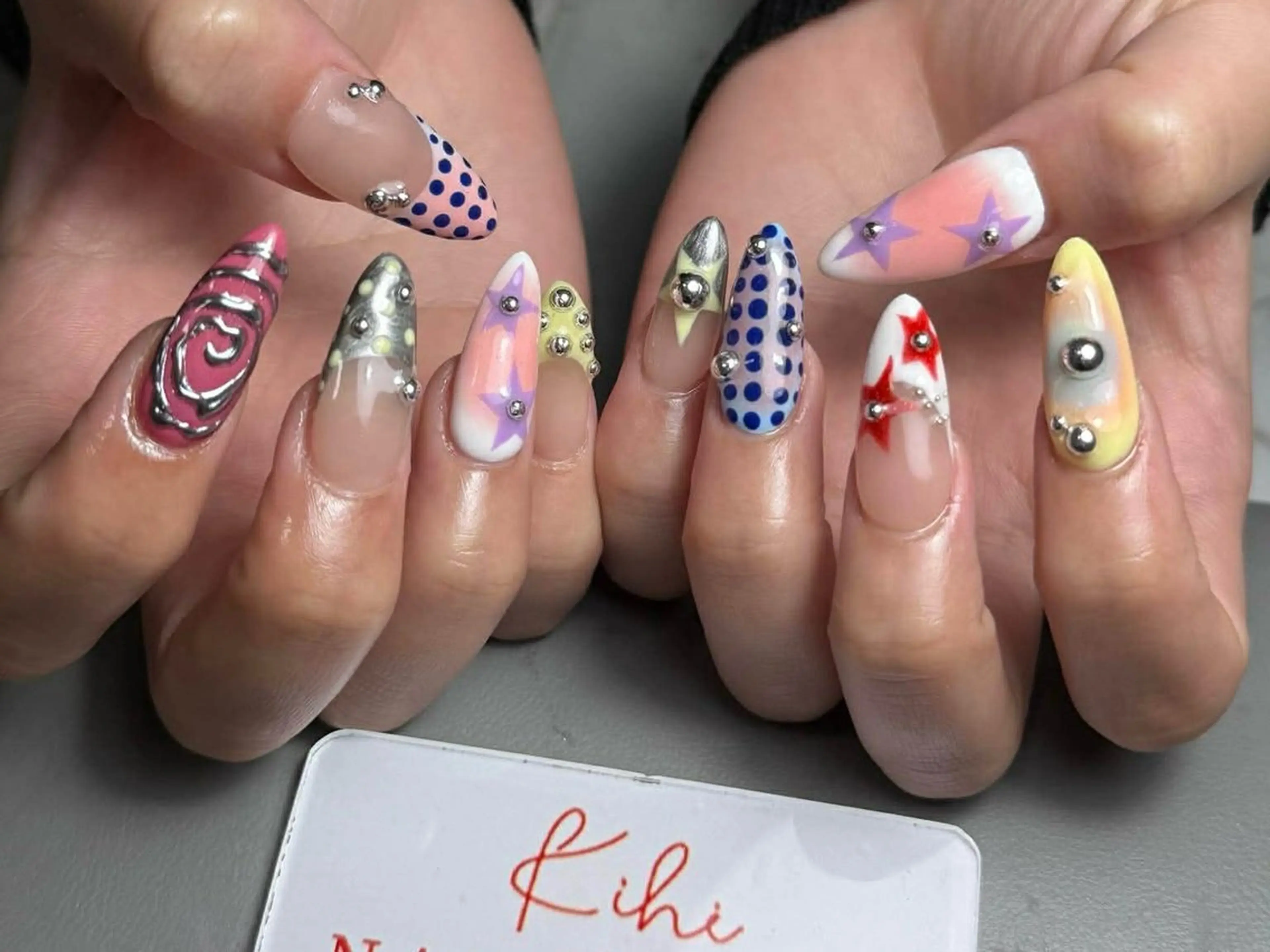 ネイル アートネイル フレンチネイル ジェルネイル グラデーション 韓国ネイル ハンドネイル ハンドケア さくら💮💮 【オフ無料】のネイルデザイン