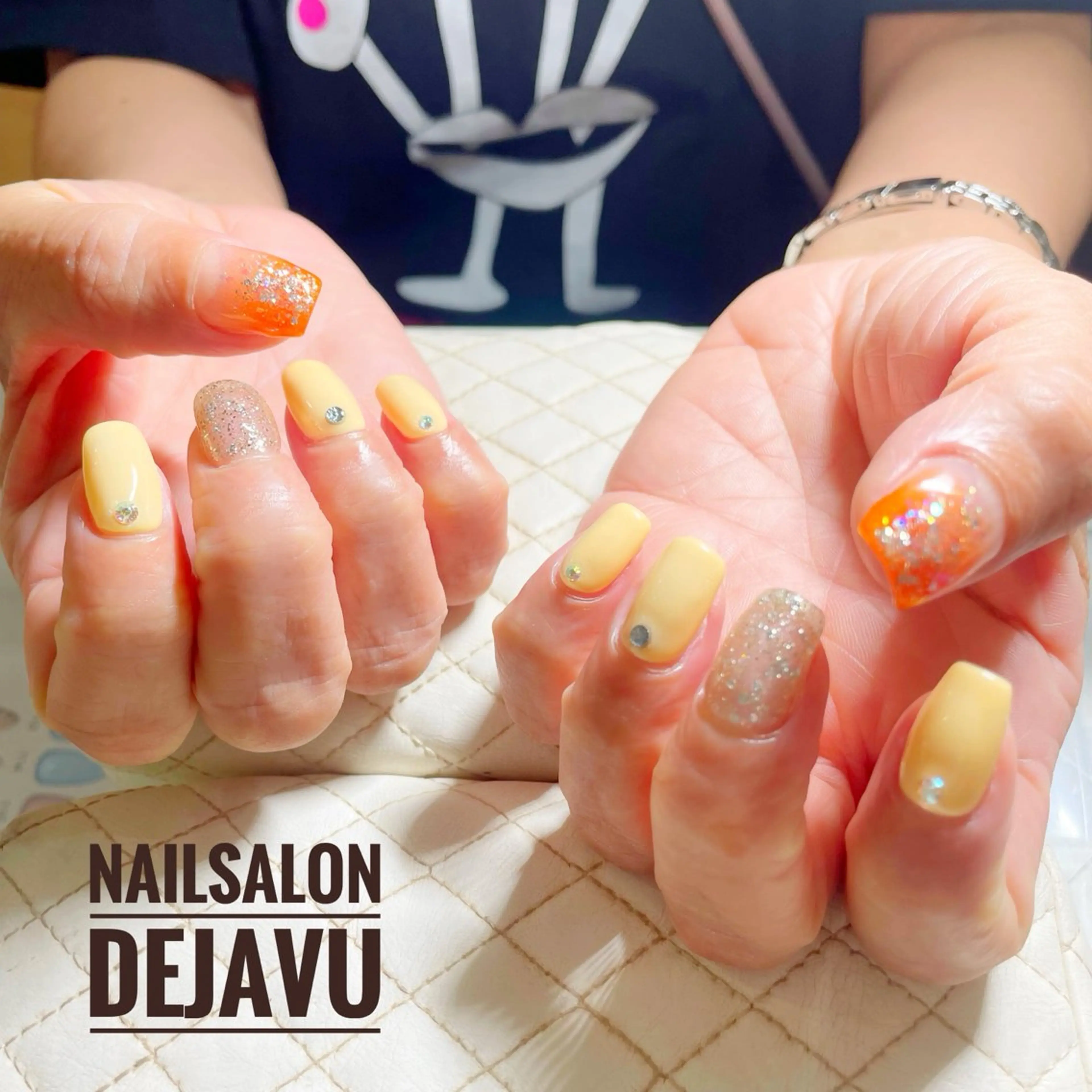 ネイル オレンジ ハンドネイル Nailsalon Dejavu Yokosuka所属・Nailsalon Dejavuのネイルデザイン