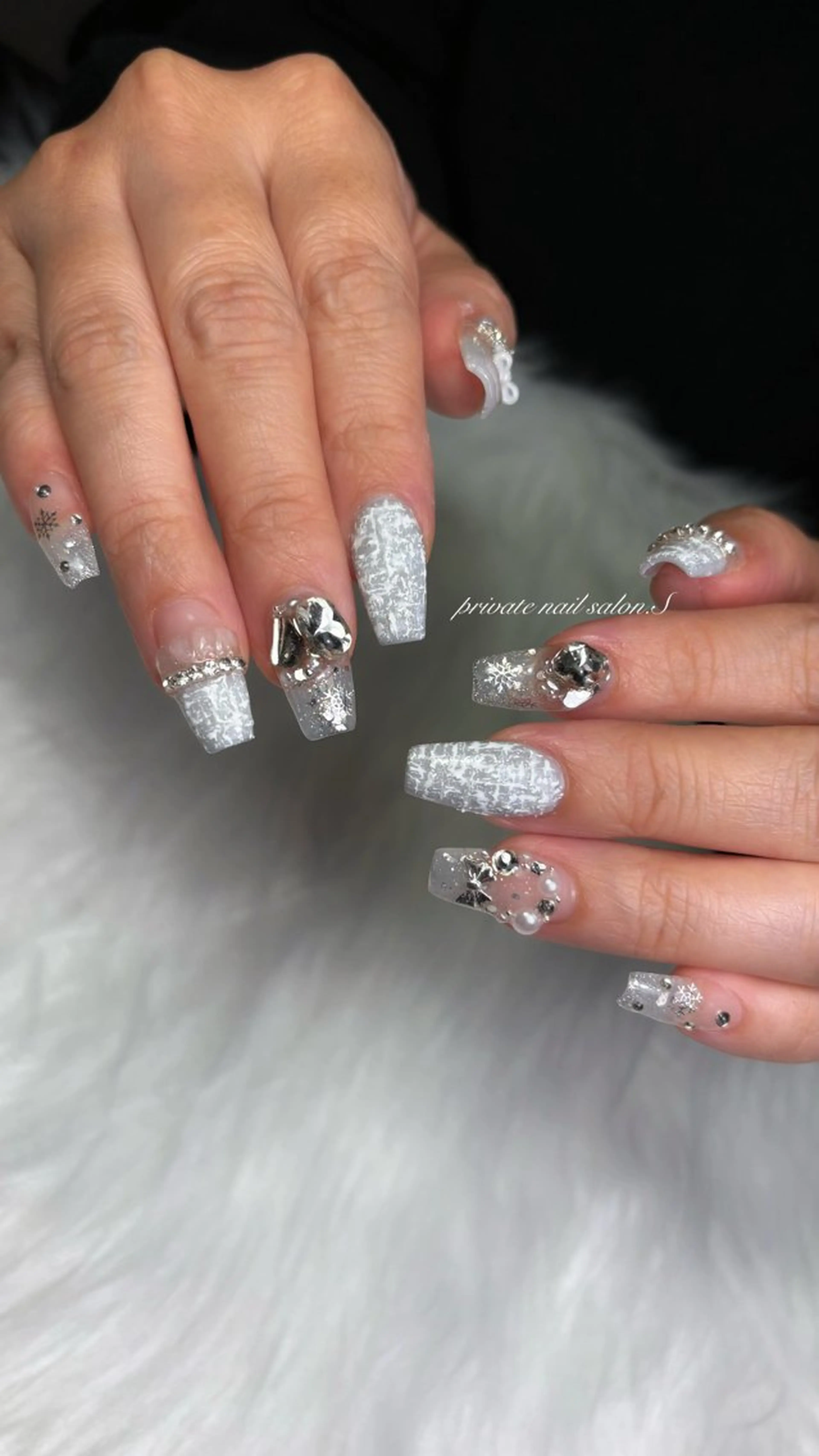 ネイル ハンドネイル 関山 志乃のネイルデザイン