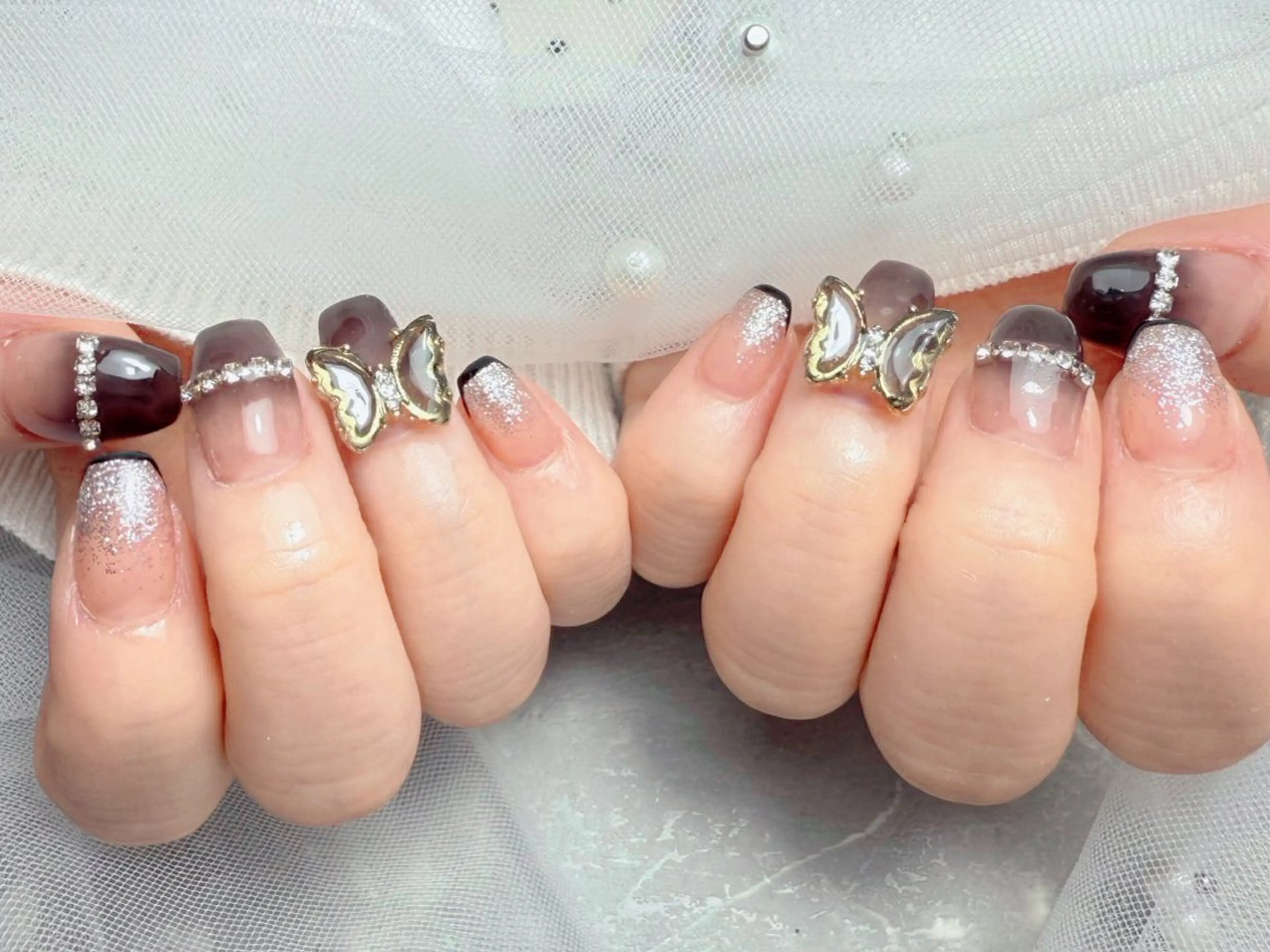 ネイル マジックミラー所属・マジック ミラーのネイルデザイン