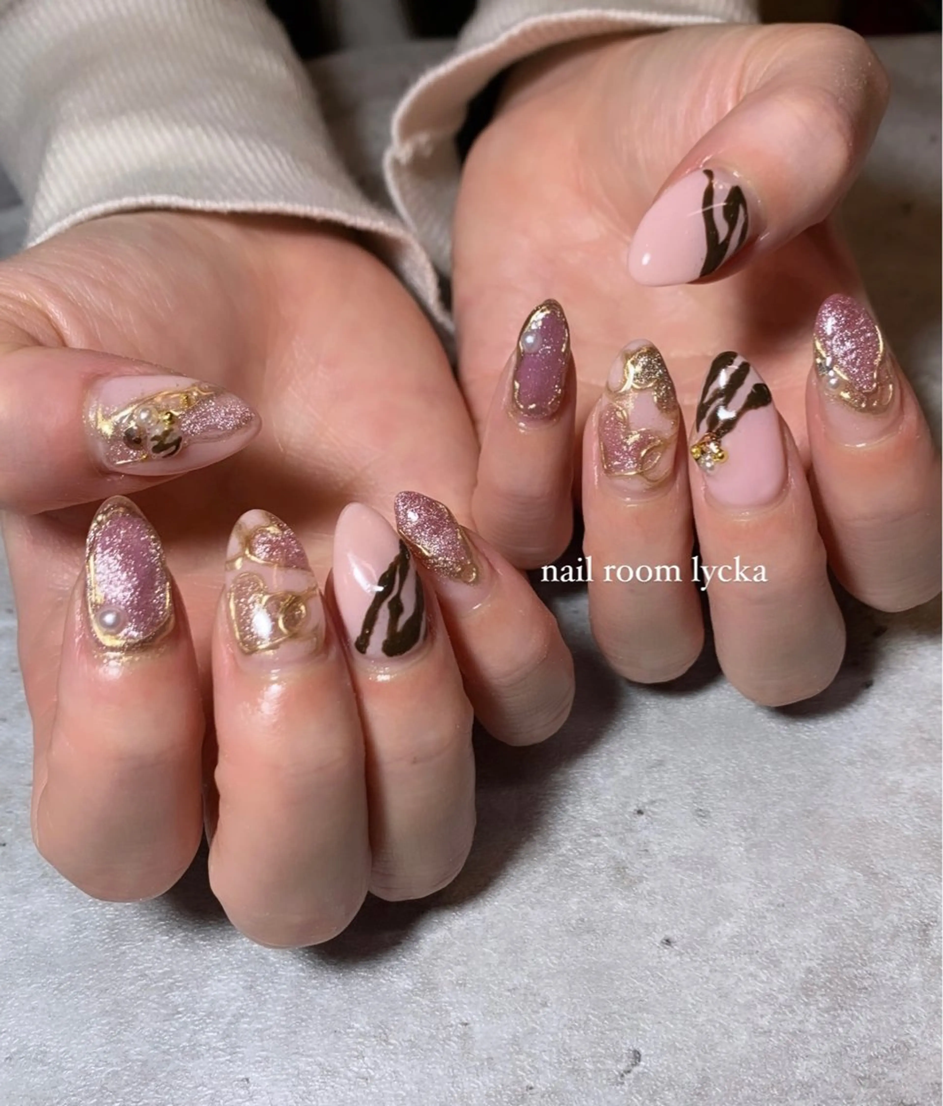 ネイル ﾈｲﾙﾙｰﾑﾘｯｶ 𝐦𝐚𝐲𝐮のネイルデザイン