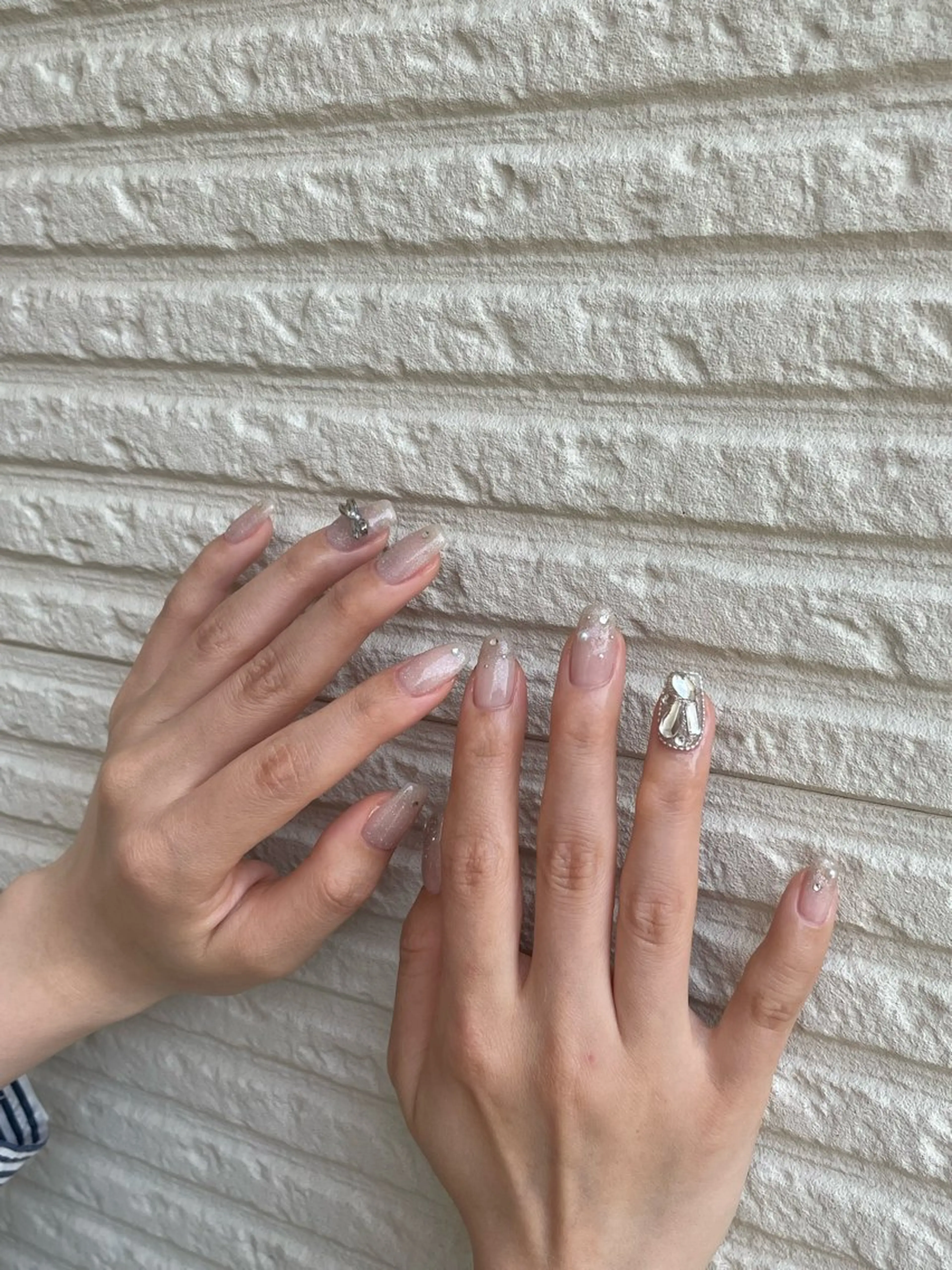 ネイル ラメ(グリッター) ストーンネイル Elle. RIONのネイルデザイン