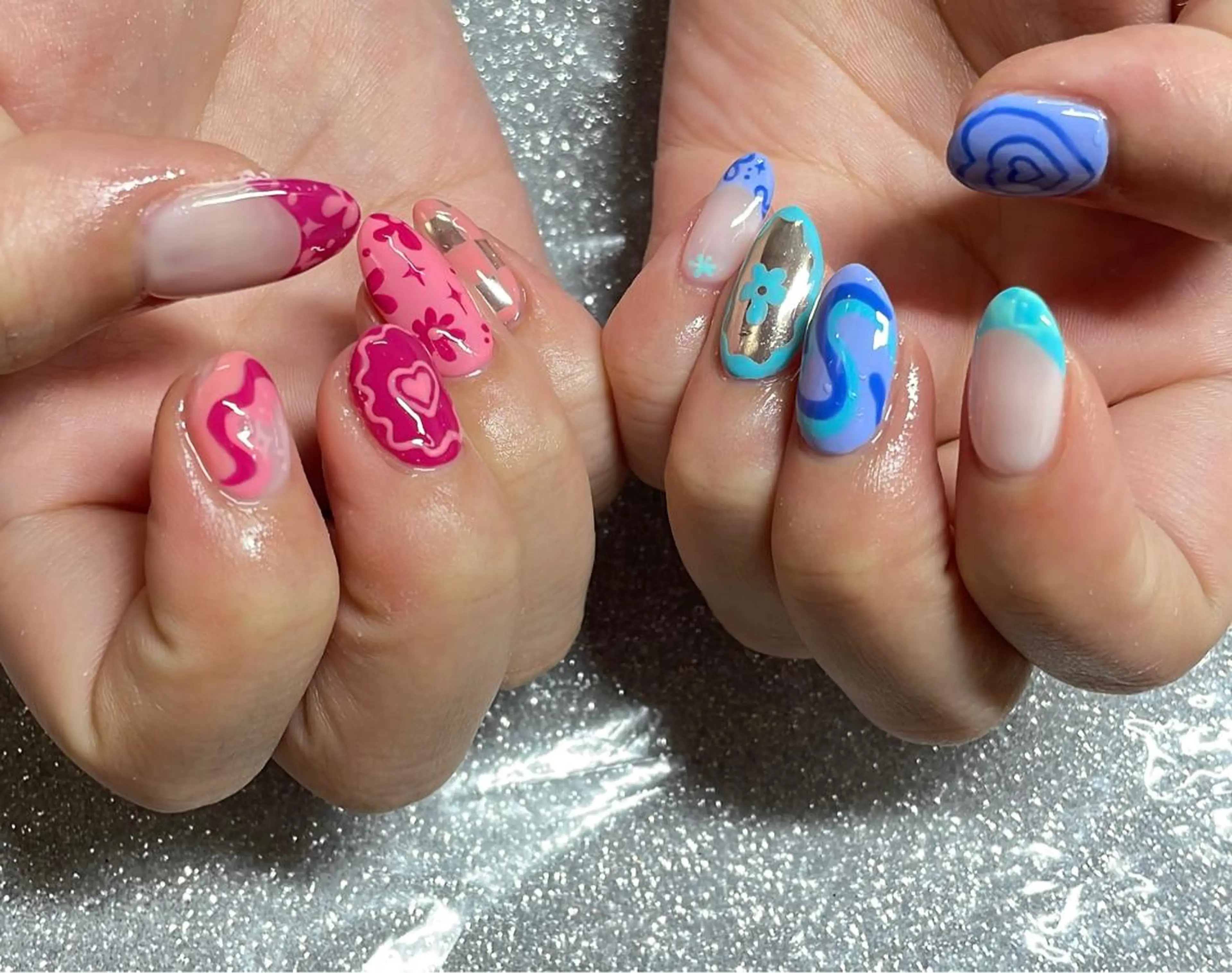 ネイル ハンドネイル VIERU 🌈🎀💖のネイルデザイン