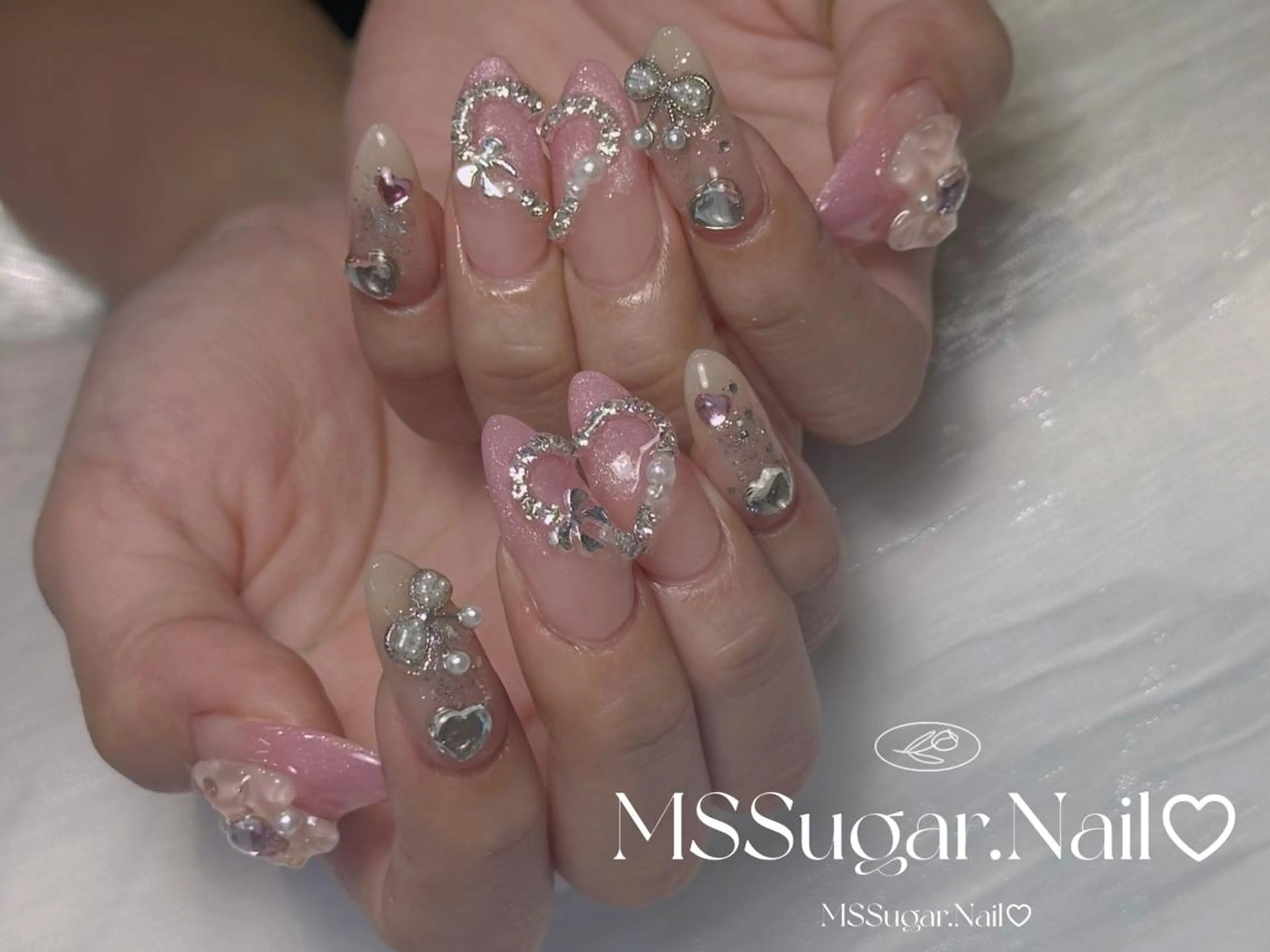 ネイル ハロウィン ロングネイル マグネットネイル スカルプネイル ネイルチップ ハンドネイル Mss ミサキのネイルデザイン