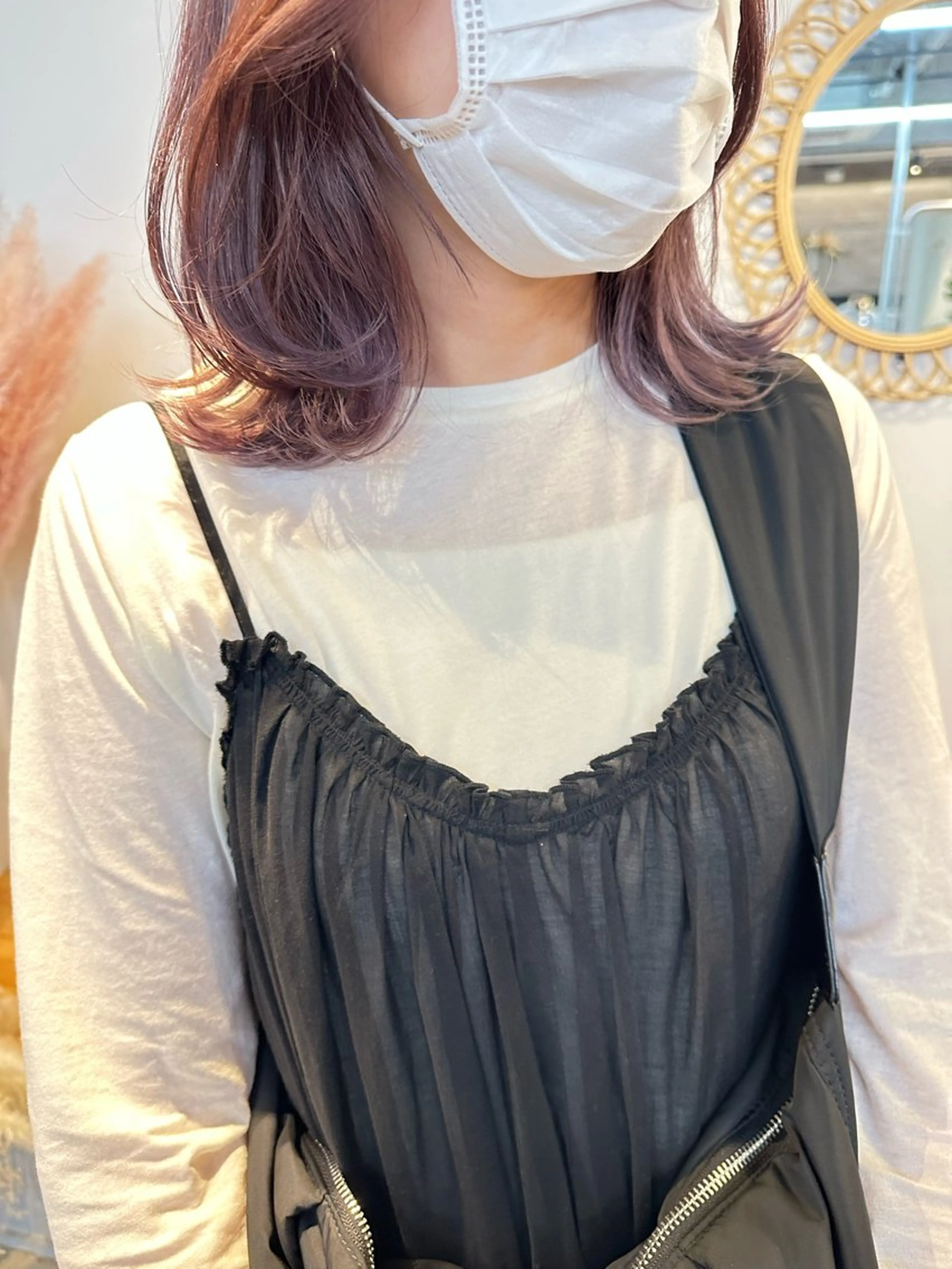 ミディアム カラー yuika .のヘアスタイル