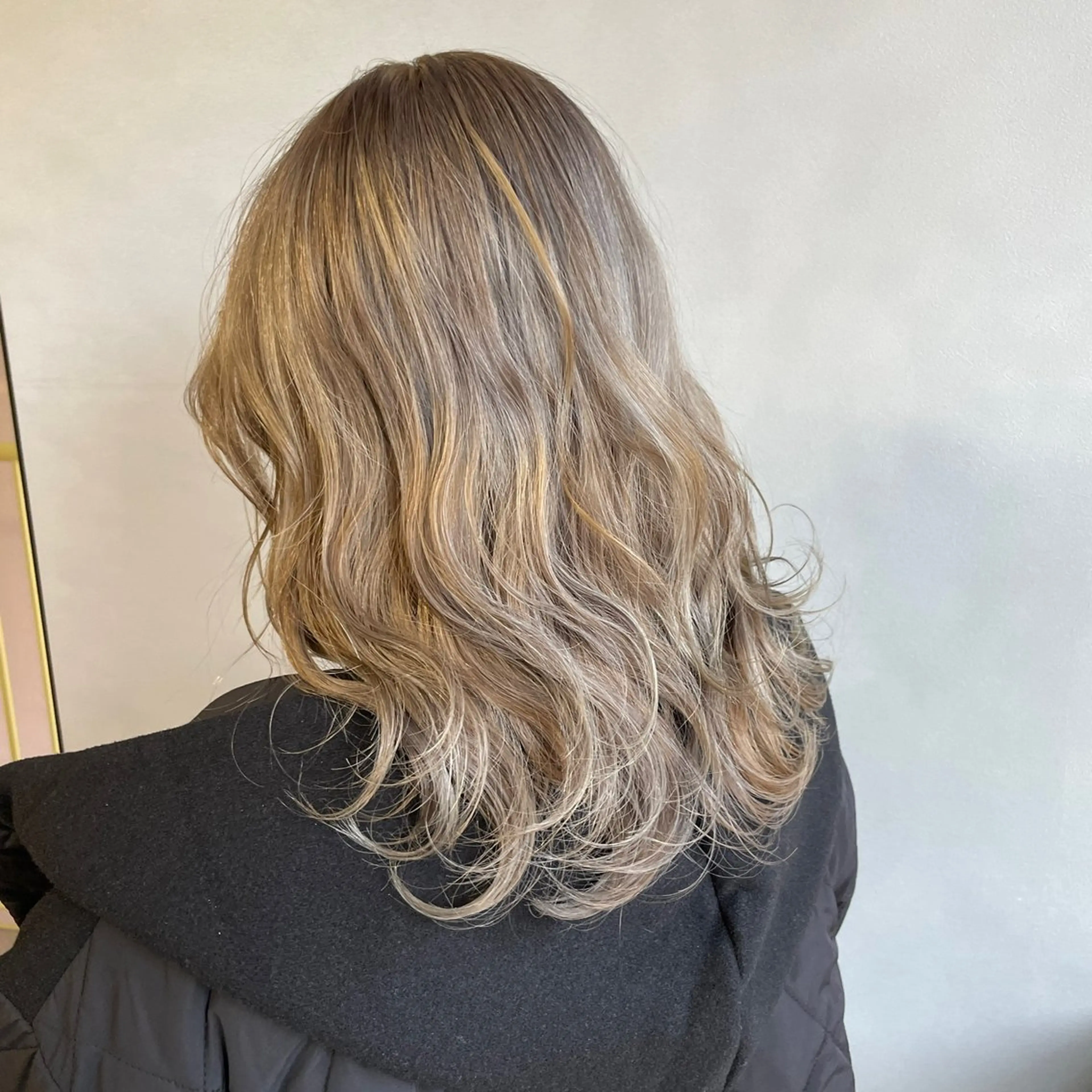 セミロング カラー カット ヘアカラー 🪐SOURCE 塚口　シマブクロ🪐のヘアスタイル