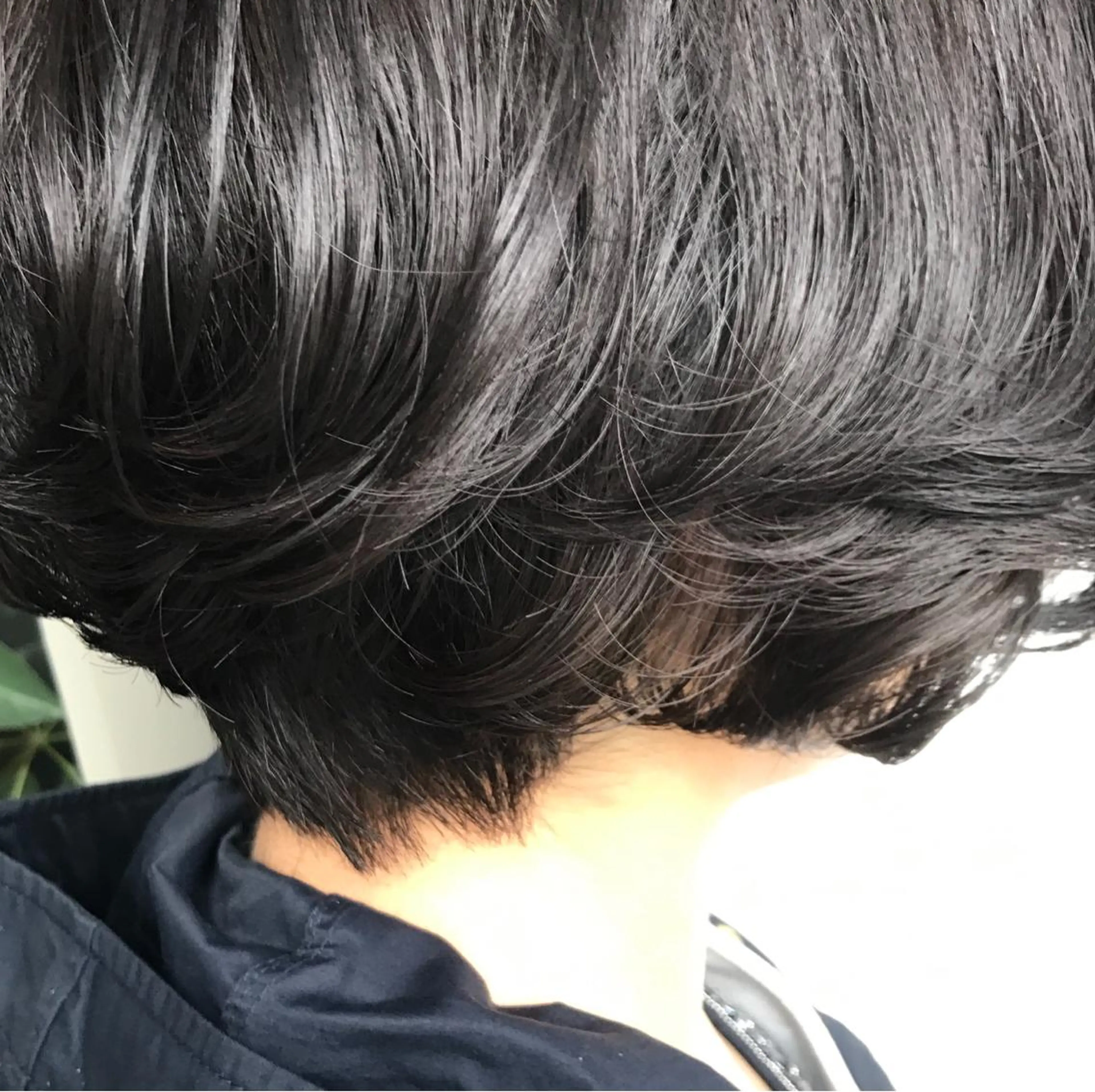 ショート カラー アッシュ アッシュグレー ブリーチ DUMBO所属・【完全マンツー 恵比寿】佐藤 翔のヘアスタイル
