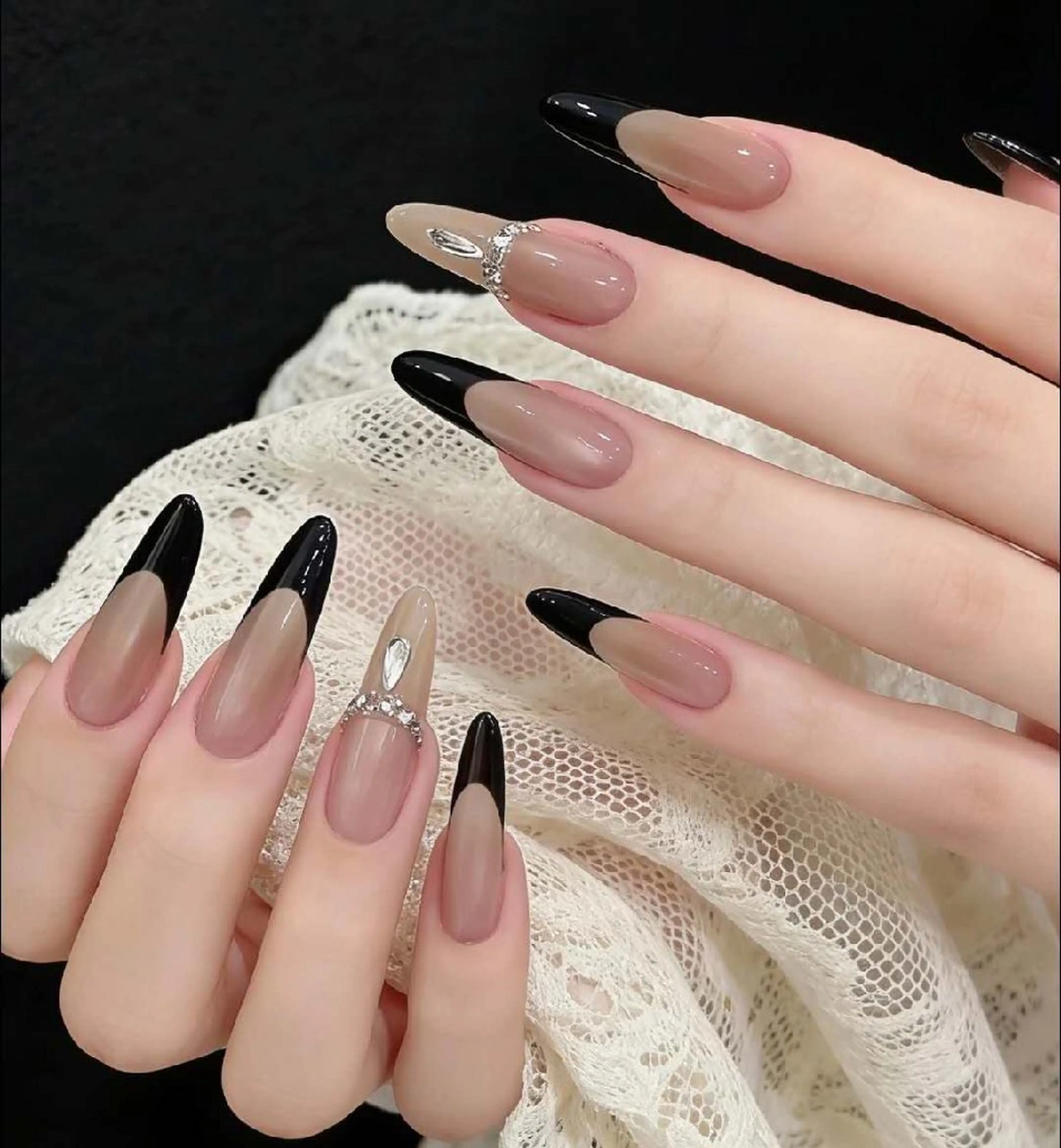 ネイル 小島 阿佑美のネイルデザイン