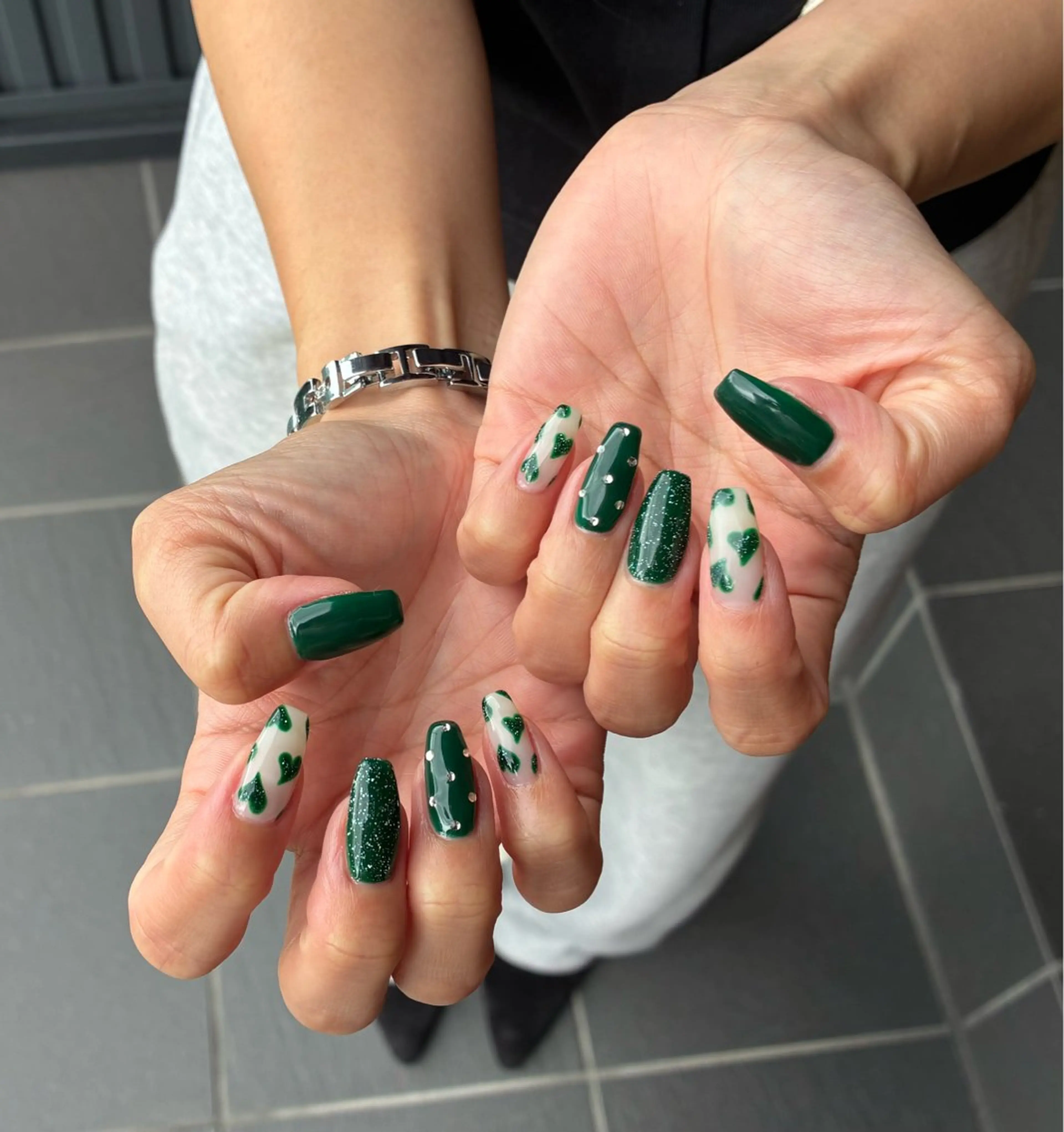 ネイル ハンドネイル ハンドケア nail salon Ｍのネイルデザイン