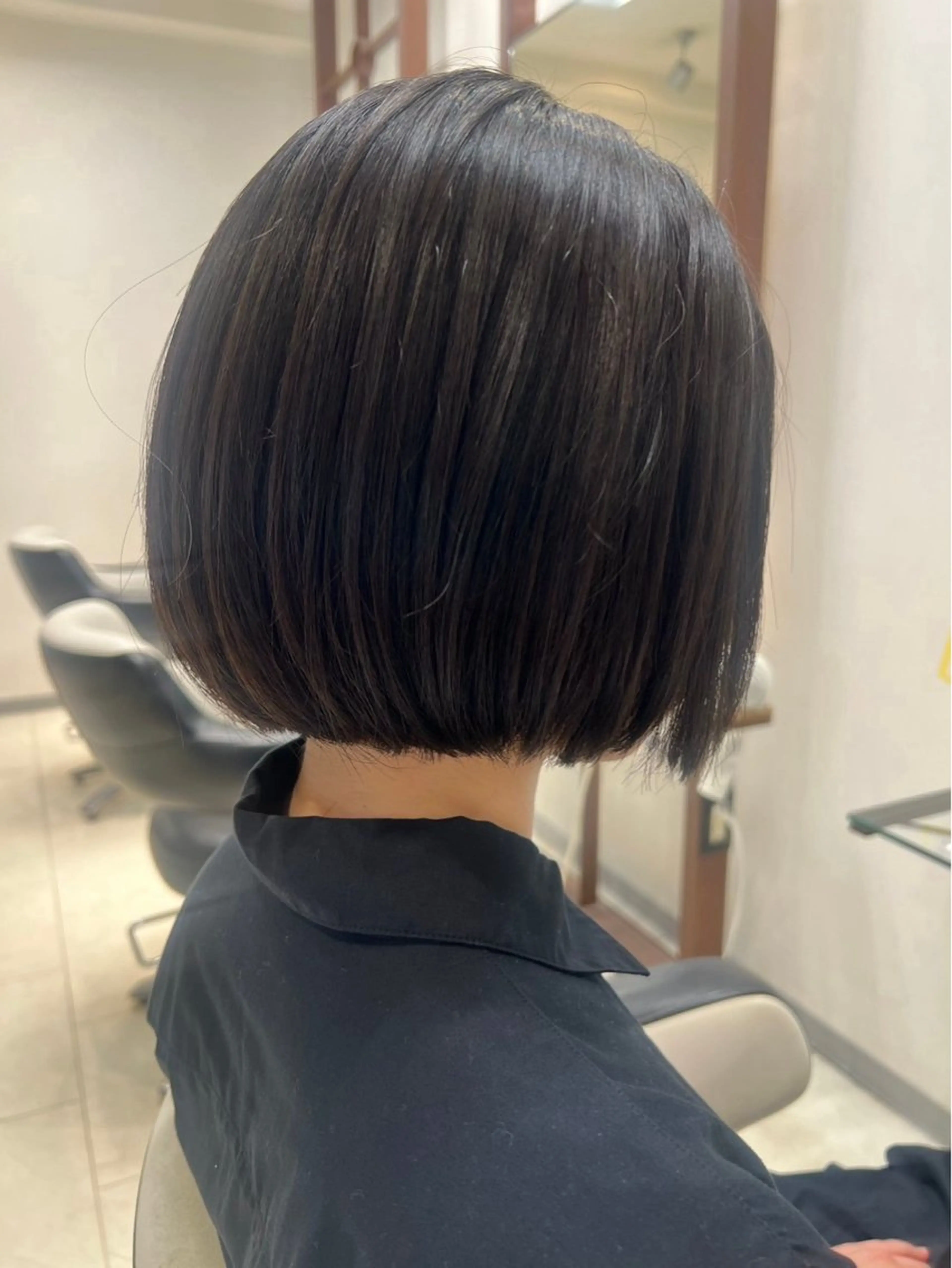 ミディアム ボブ stella 新長田所属・小段 颯のヘアスタイル