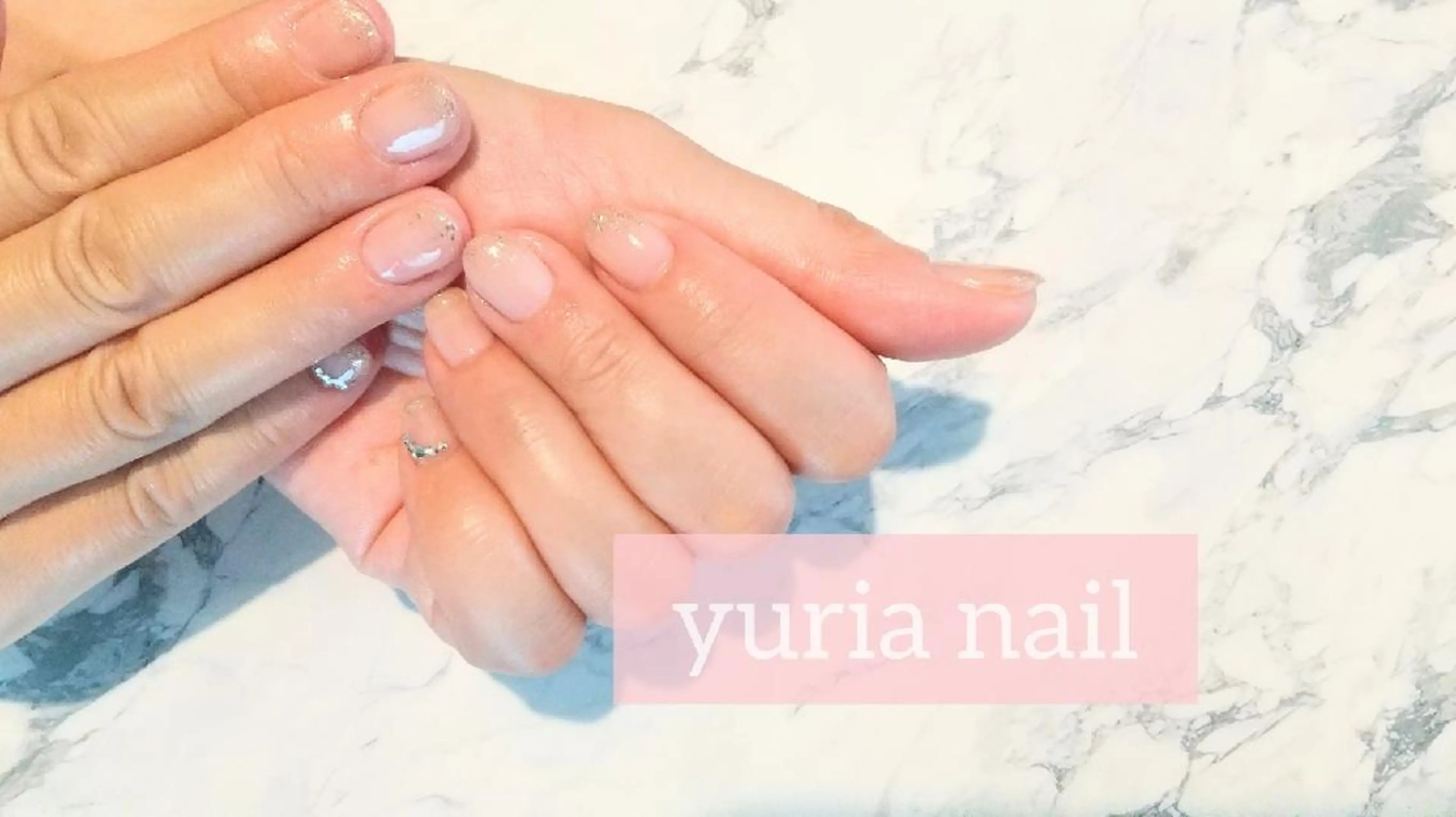 ネイル アートネイル グラデーション ラメ(グリッター) ラメグラデーション ピンク 小林 ゆりあのネイルデザイン