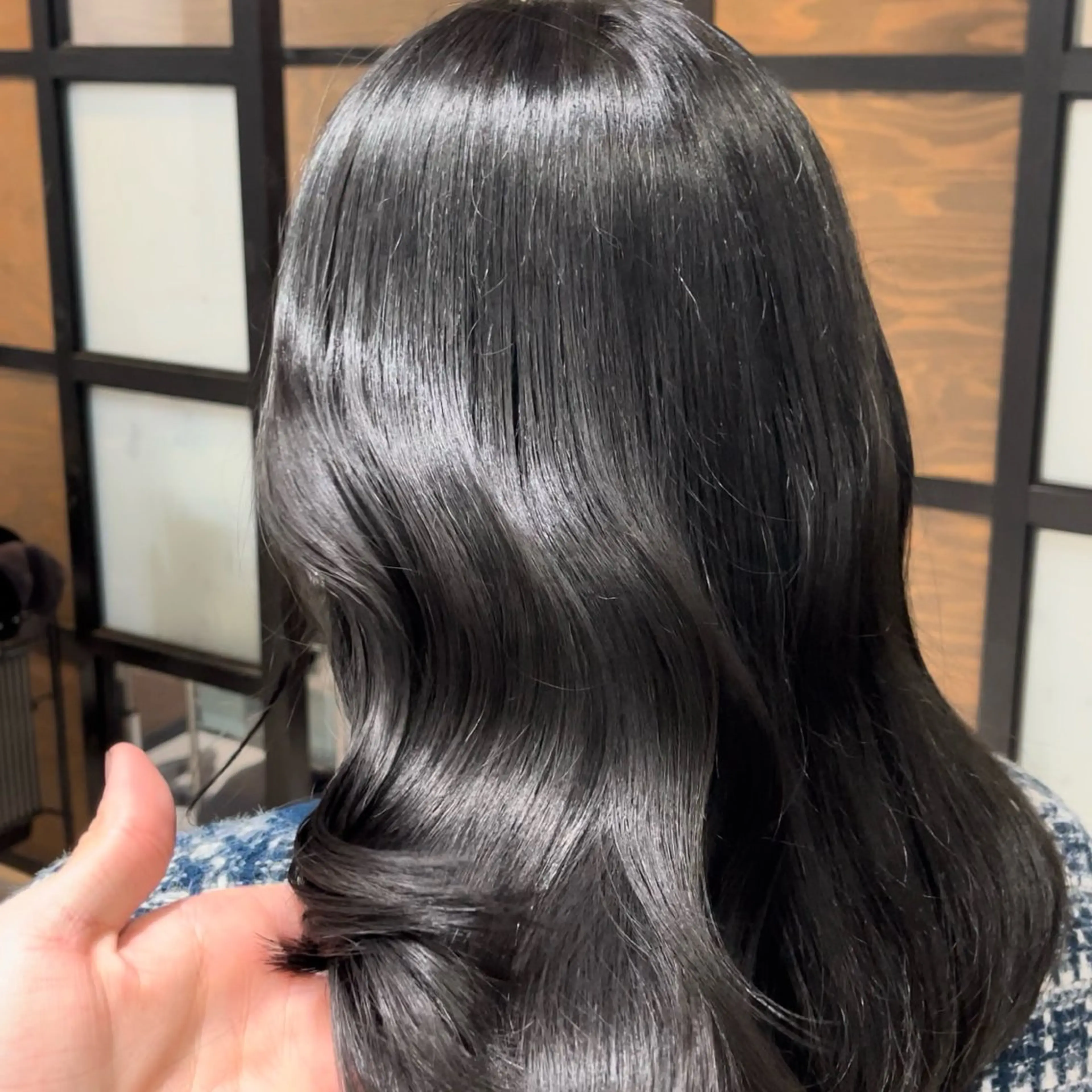 セミロング 朝5分でキマる艶髪 ／ヤマダのヘアスタイル