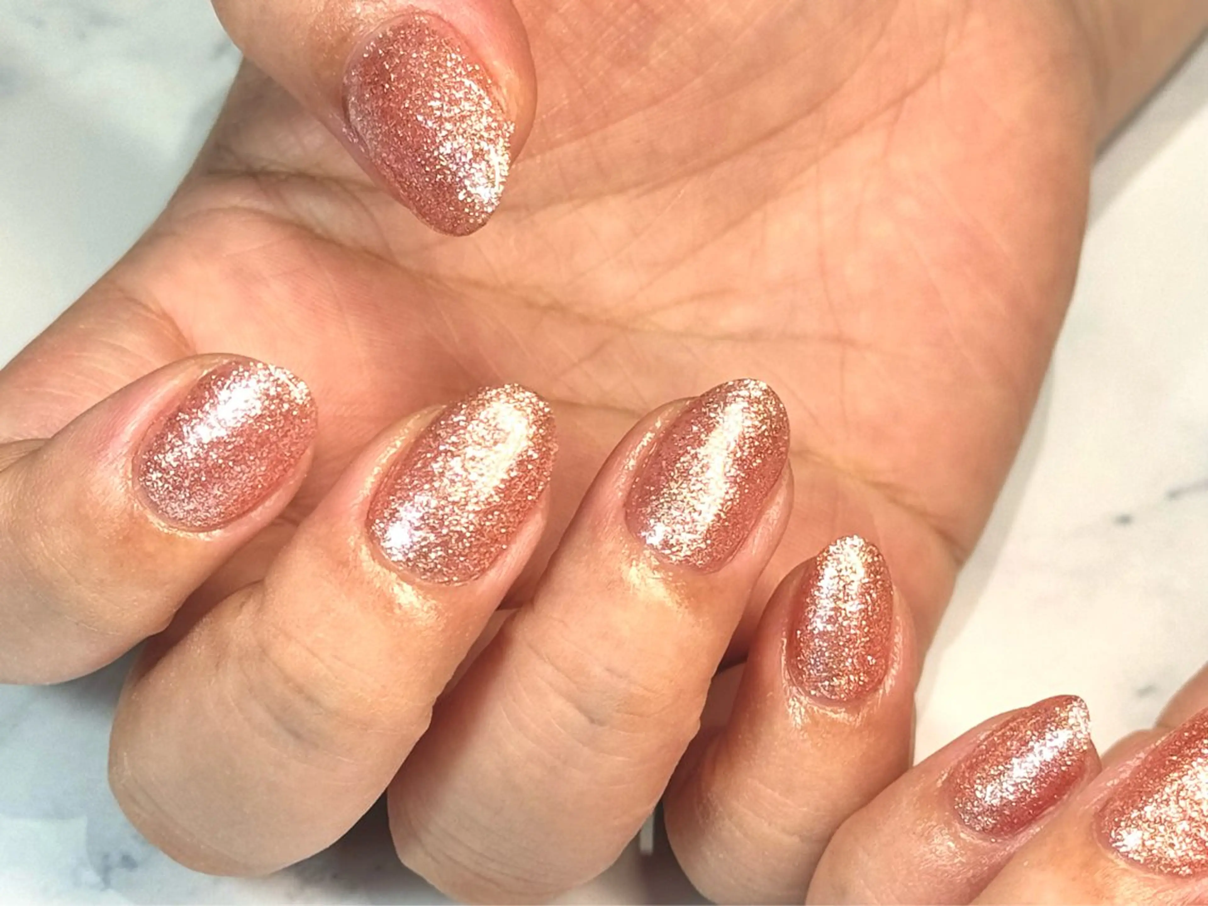 ネイル ラメ(グリッター) ピンク MILImili nailのネイルデザイン
