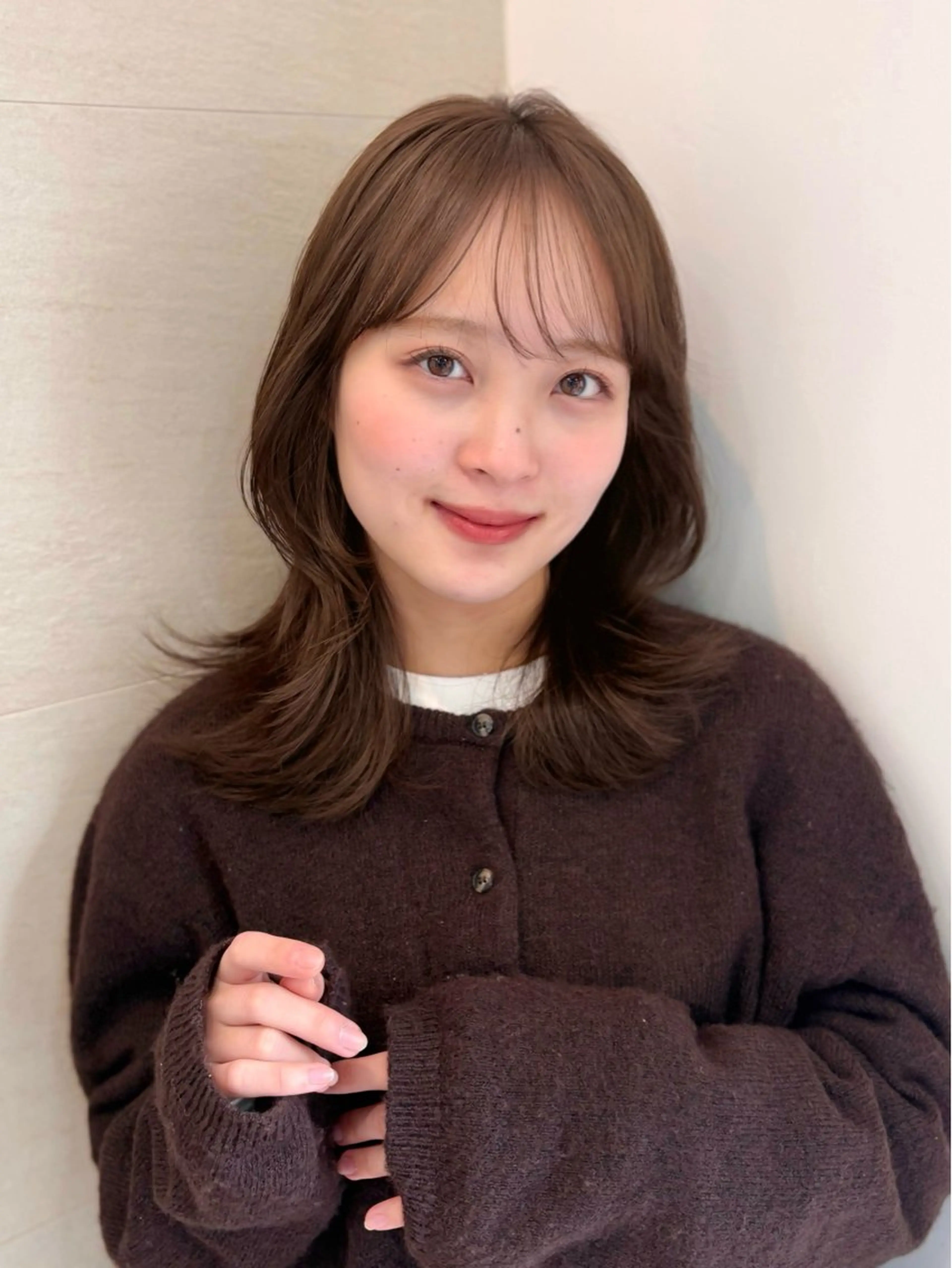 ミディアム カット ヘアカラー トリートメント 似合わせ/ベージュ /レイヤー/りほ🤍のヘアスタイル