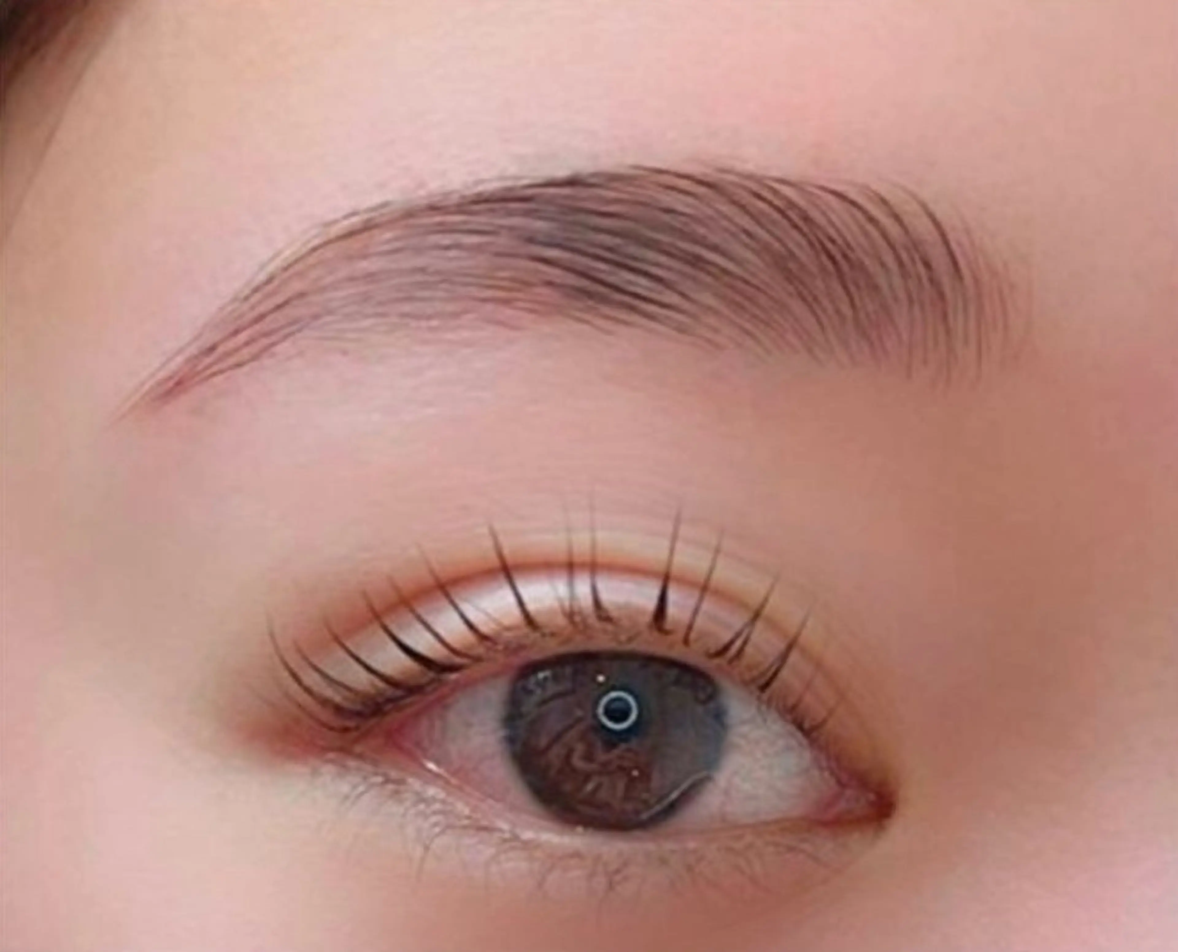 🩶ミニモ限定価格🩶【ブロウラミレーション】眉毛wax込みの写真